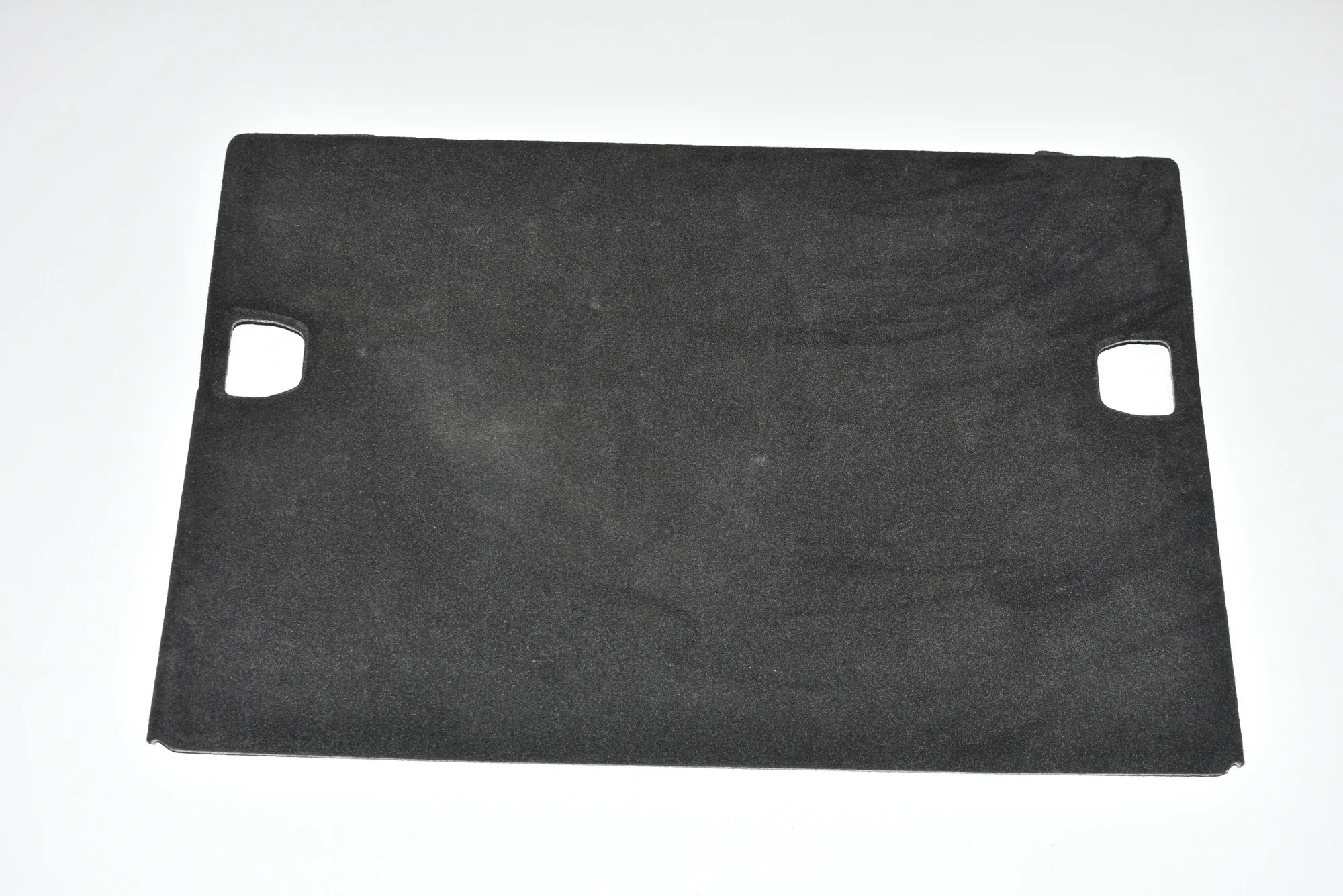 Trunk Boot Trim – OEM 51477355797 · BMW 7 (G11, G12) BMW 7 (G11, G12) 745 Le Plug-in-Hybrid xDrive 2020 – 2
