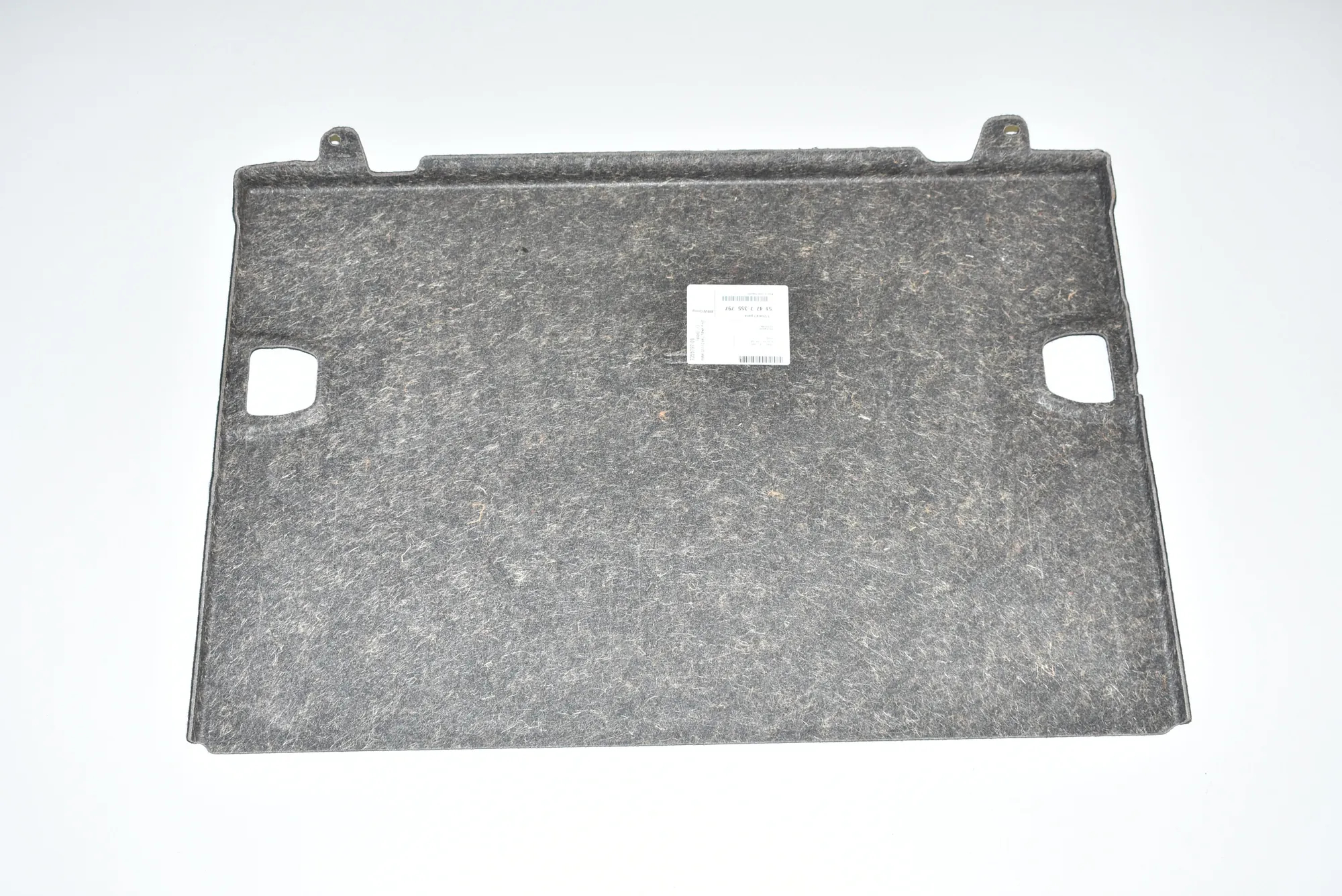 Trunk Boot Trim – OEM 51477355797 · BMW 7 (G11, G12) BMW 7 (G11, G12) 745 Le Plug-in-Hybrid xDrive 2020 – 3