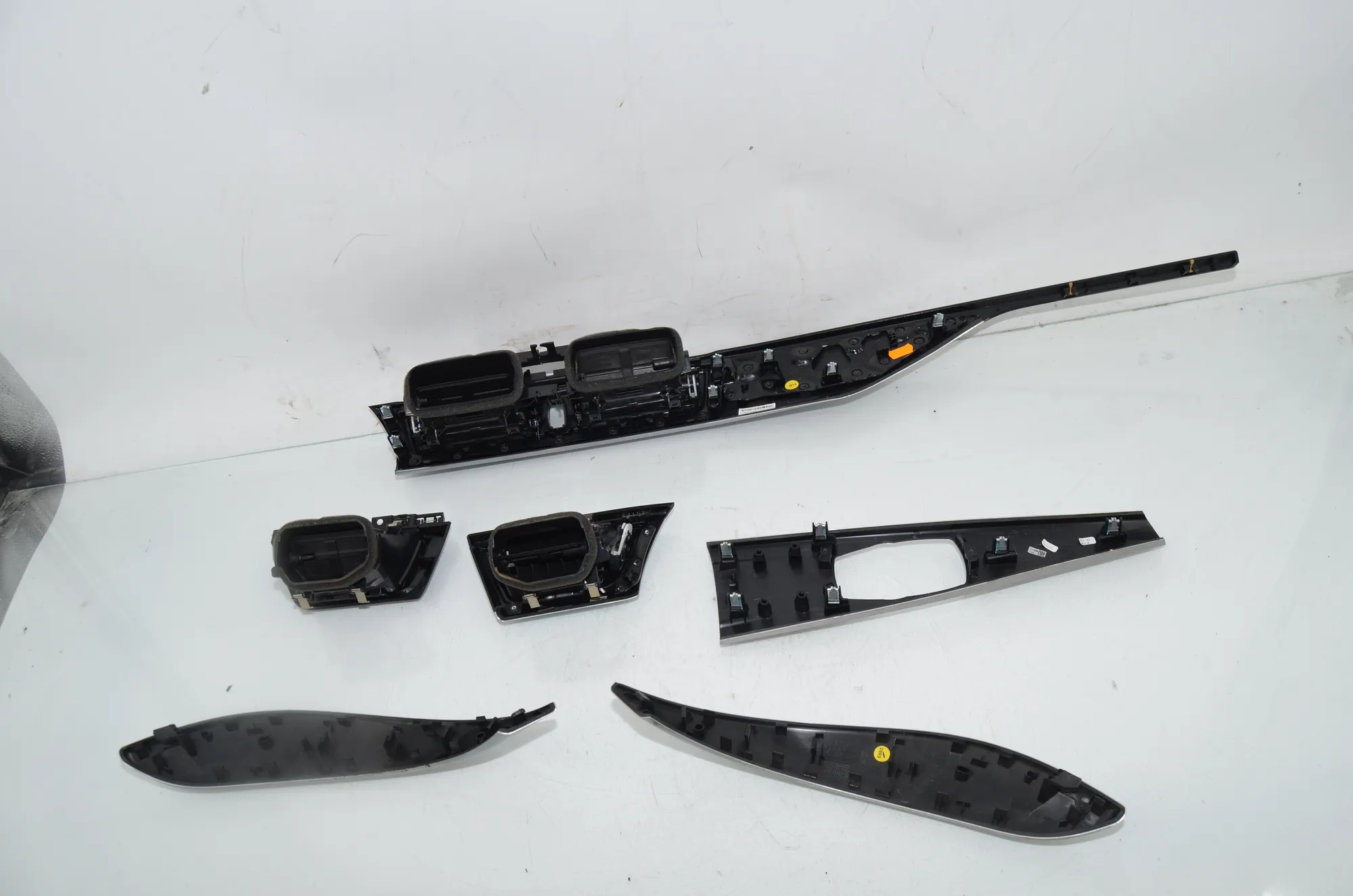 Interior Trim Strips Kit – OEM 9218549 · BMW 4 Coupe (F32, F82) 430 d xDrive 2014 – 4