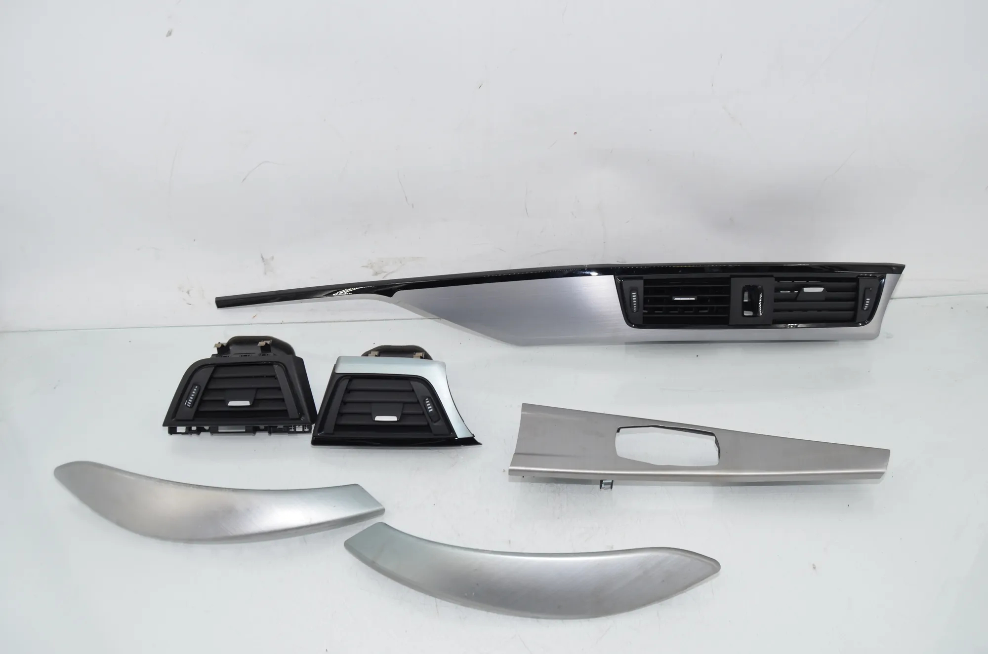 Interior Trim Strips Kit – OEM 9218549 · BMW 4 Coupe (F32, F82) 430 d xDrive 2014