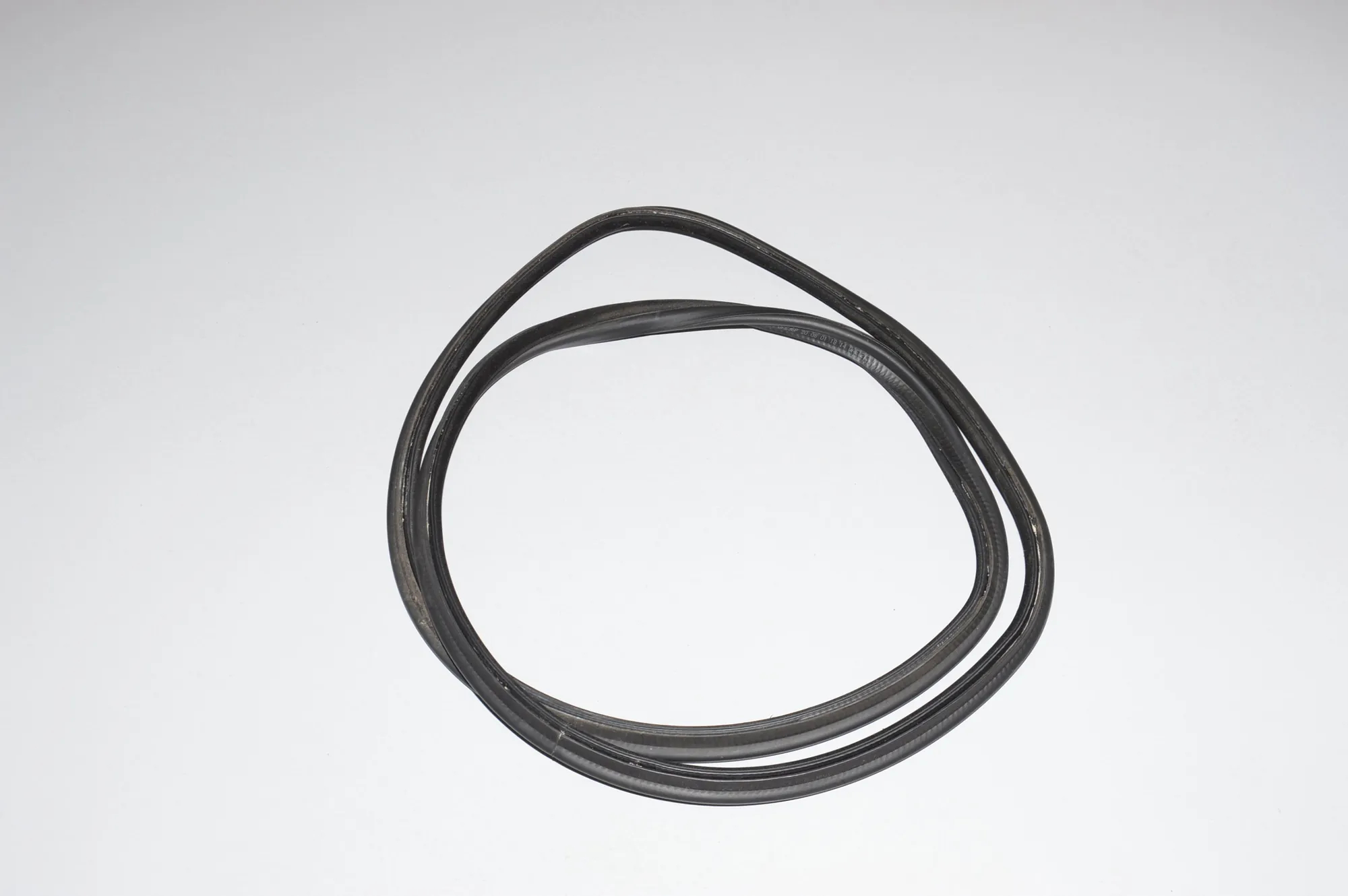 Tailgate Rubber Seal – OEM 51717126973 · BMW 3 (E46) 330 d 2001