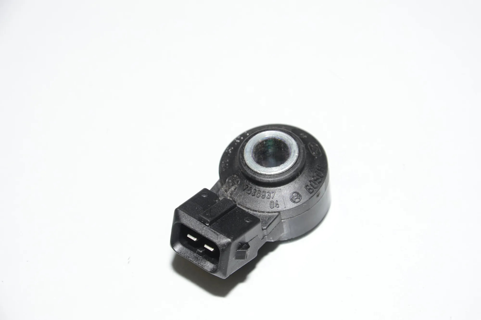 Engine Knock Sensor – OEM 13627636937 · BMW 6 Gran Turismo (G32) (2017 - -) 640 i 2018 – 6