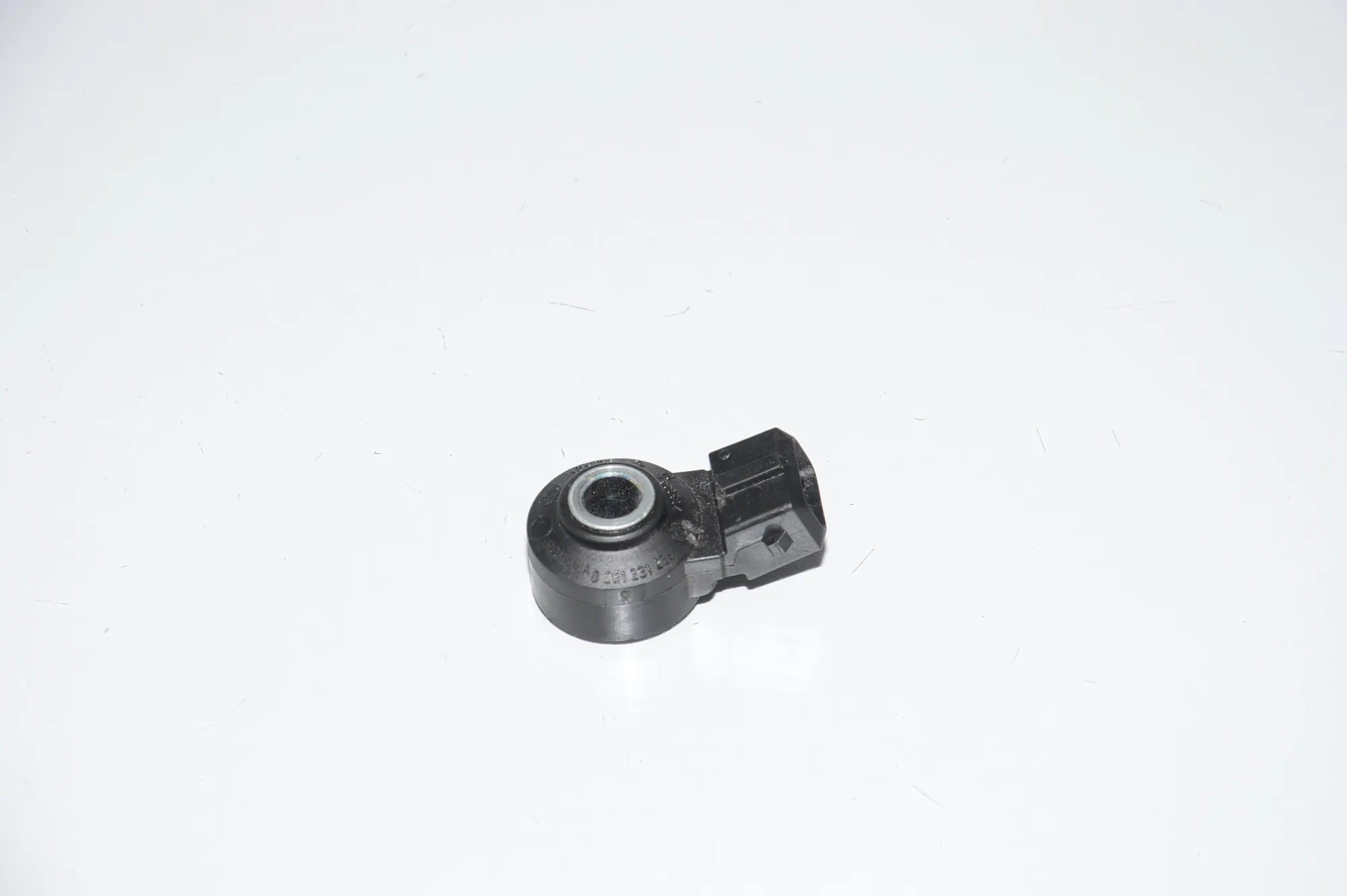 Engine Knock Sensor – OEM 13627636937 · BMW 6 Gran Turismo (G32) (2017 - -) 640 i 2018 – 2