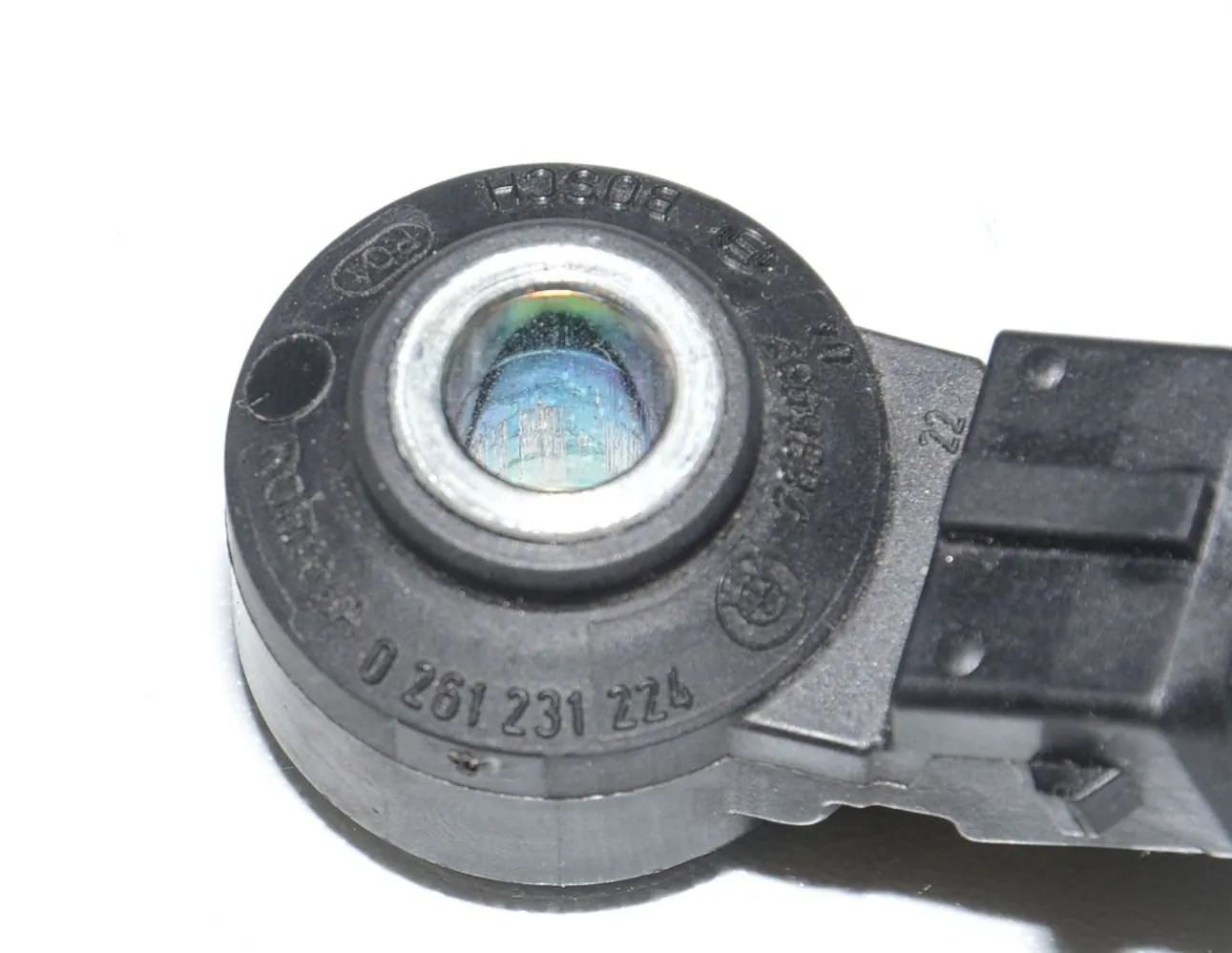 Engine Knock Sensor – OEM 13627636937 · BMW 6 Gran Turismo (G32) (2017 - -) 640 i 2018 – 6
