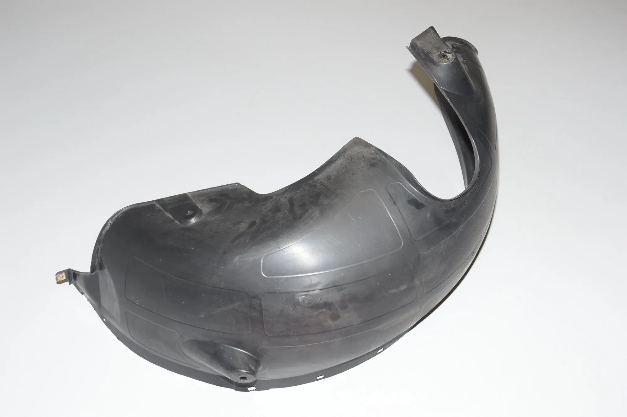 Rear Left Arch Liner – OEM 51713400057 · BMW X3 (E83) 3.0 i xDrive 2004 – 3