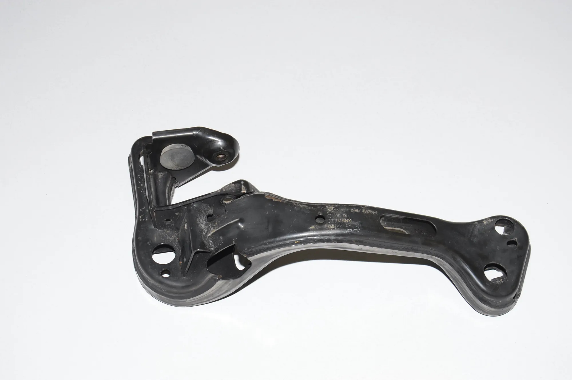 Gearbox Mount Bracket – OEM 22313402272 · BMW X3 (E83) 3.0 i xDrive 2004