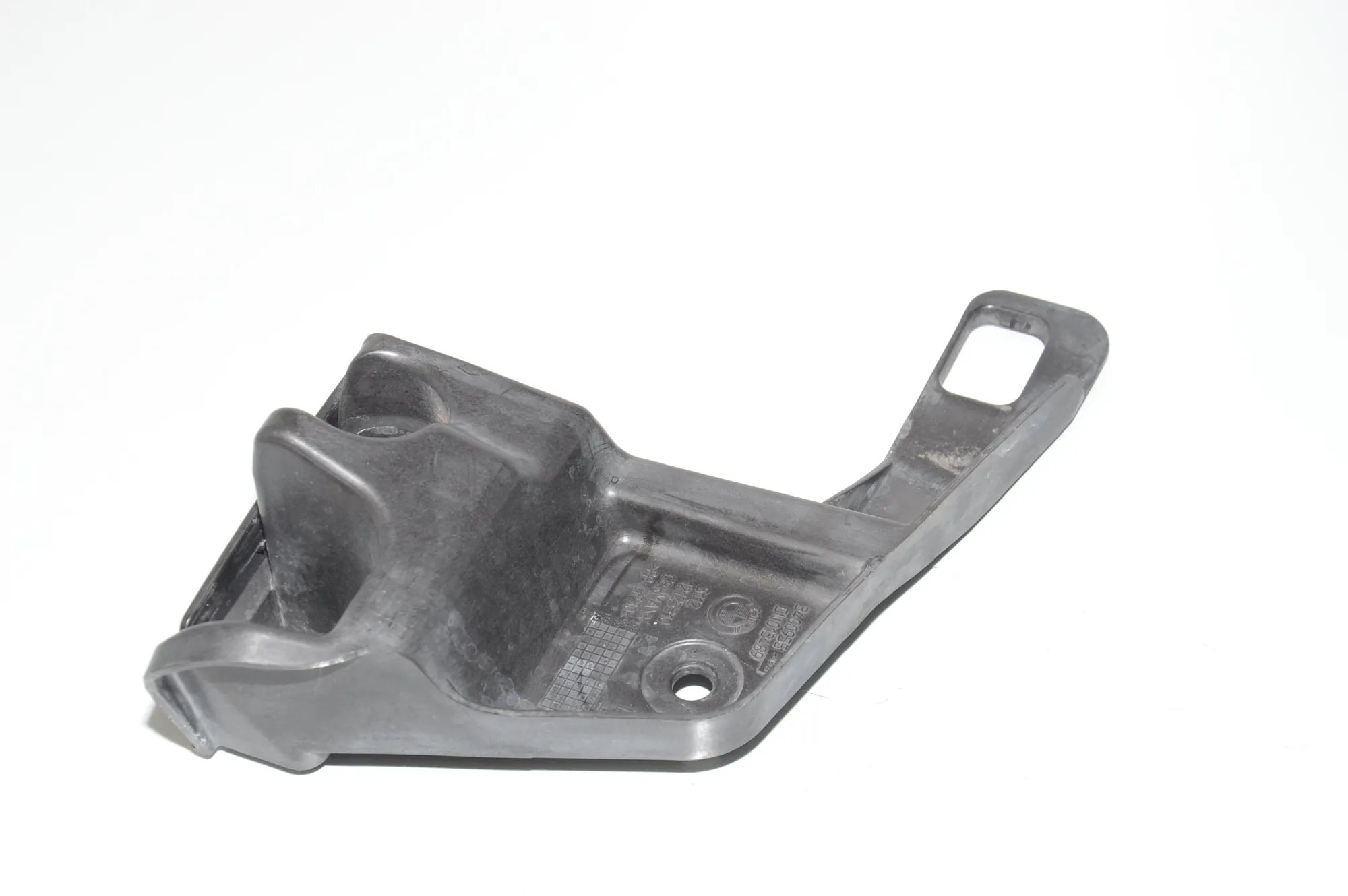 Rear Left Bumper Bracket – OEM 51123400955 · BMW X3 (E83) 3.0 i xDrive 2004 – 4