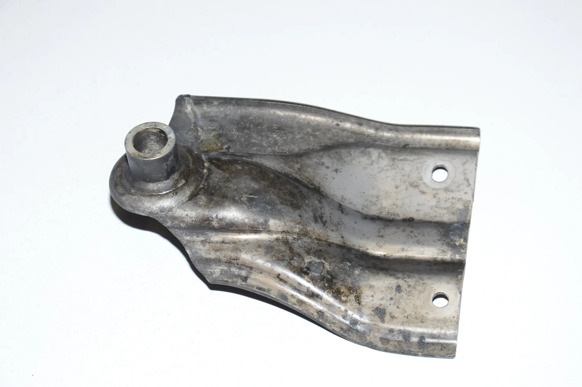 Bracket – OEM 61258614770 · BMW 7 (G11, G12) BMW 7 (G11, G12) 740 e, Le xDrive 2017 – 3