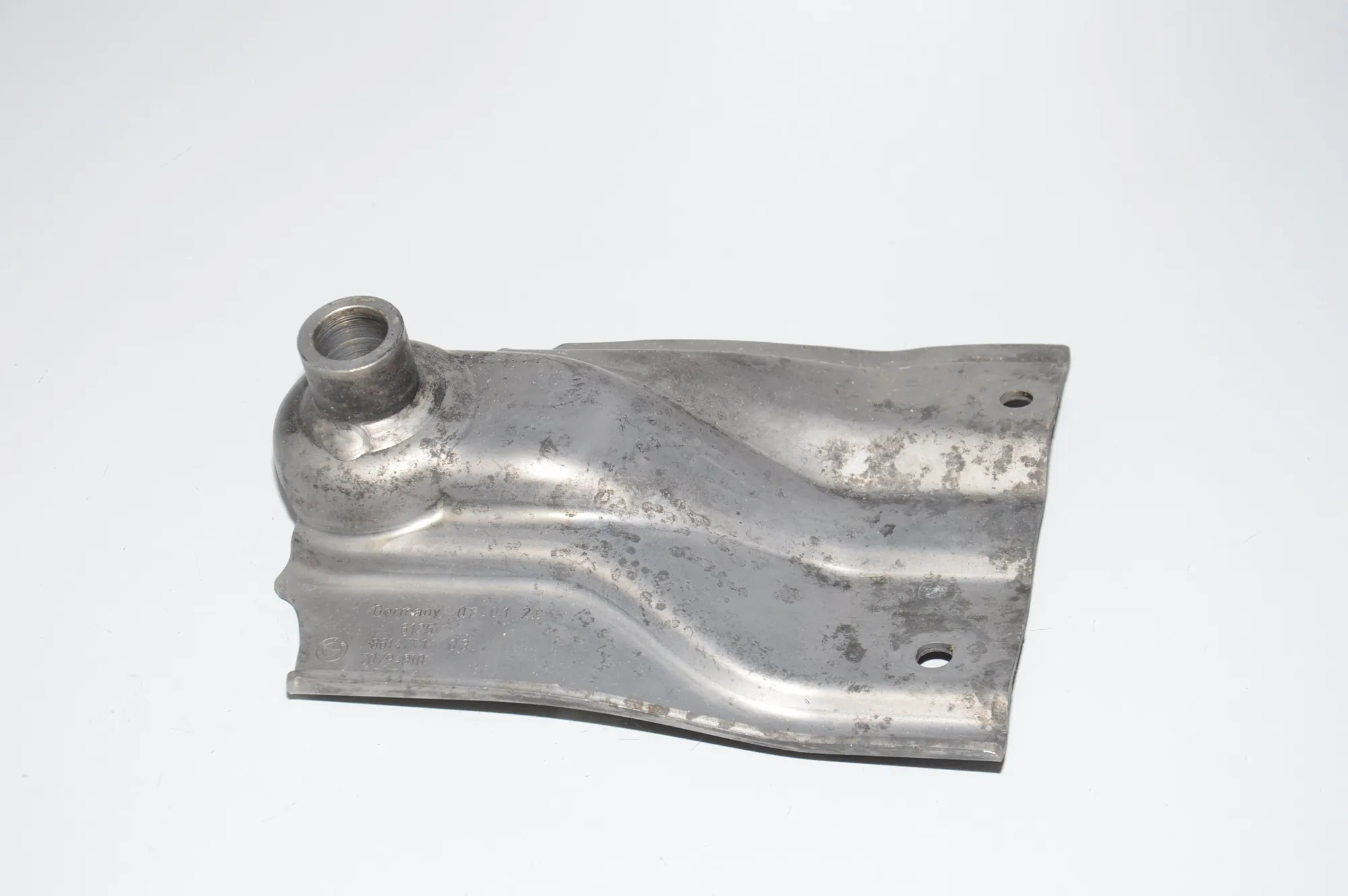 Bracket – OEM 61258614771 · BMW 7 (G11, G12) BMW 7 (G11, G12) 740 e, Le xDrive 2017 – 2
