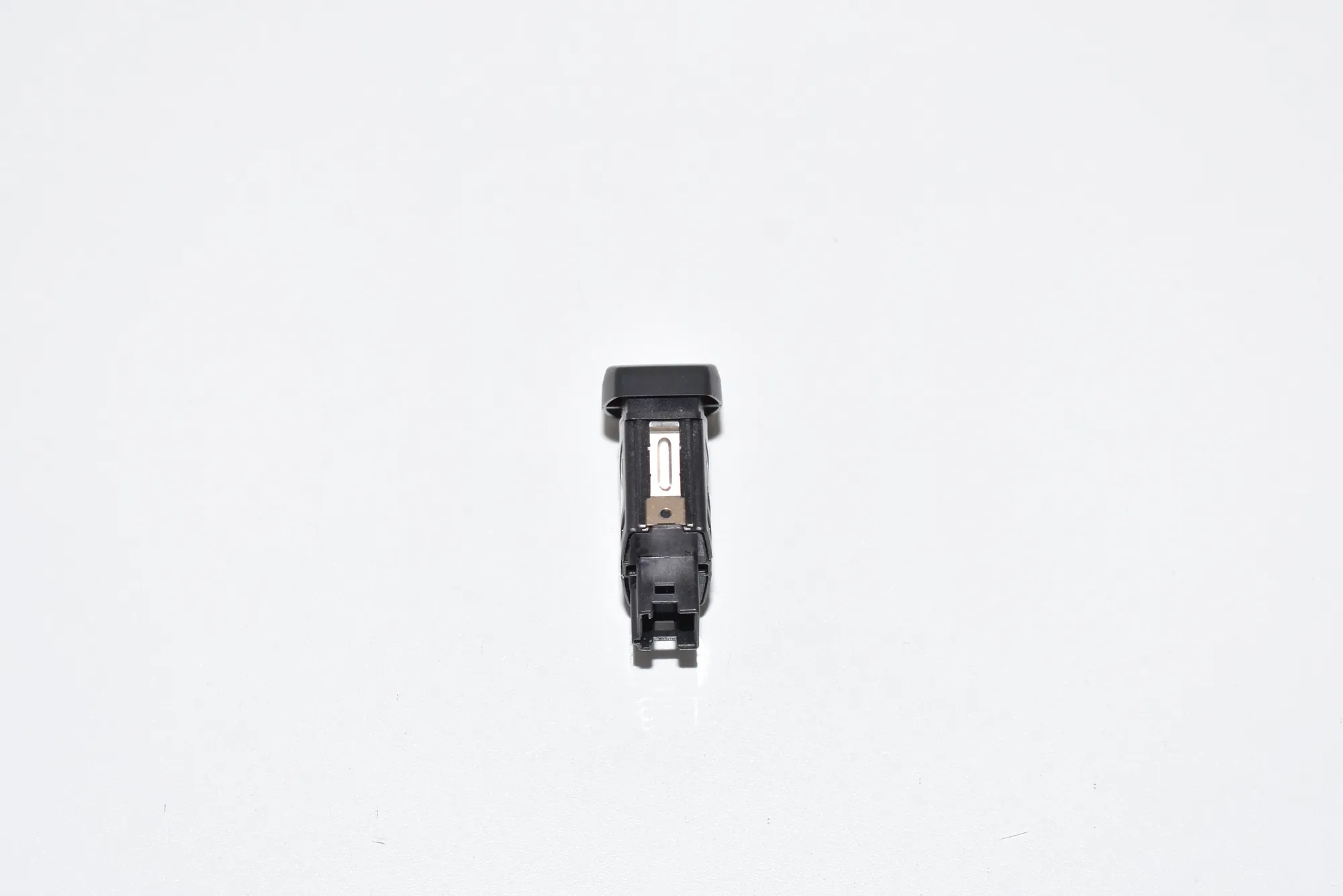 Hazard Button – OEM 61319161896 · BMW 5 Touring (F11) 520 d 2010 – 3