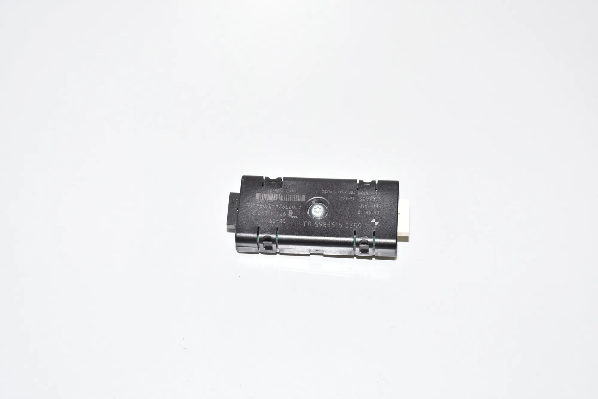 Antenna Amplifier – OEM 9199865 · BMW 5 Touring (F11) 520 d 2010