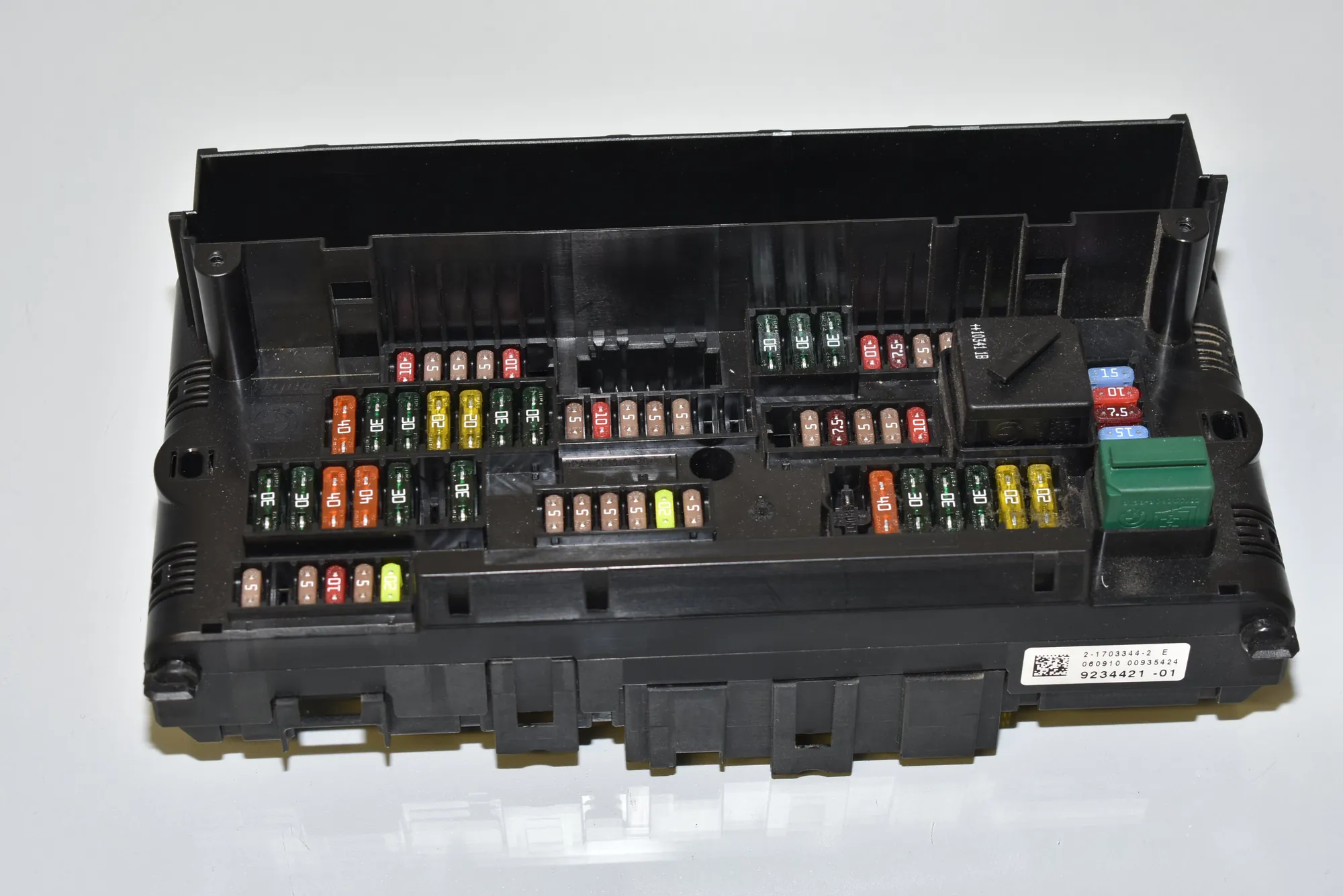 Fuse Box – OEM 9234421 · BMW 5 Touring (F11) 520 d 2010