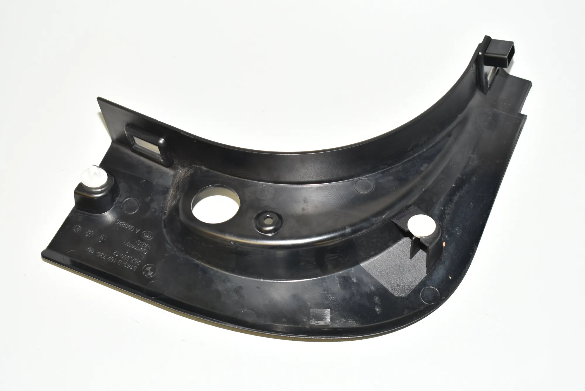 Other Interior Parts – OEM 9162735 · BMW 5 Touring (F11) 520 d 2010 – 3