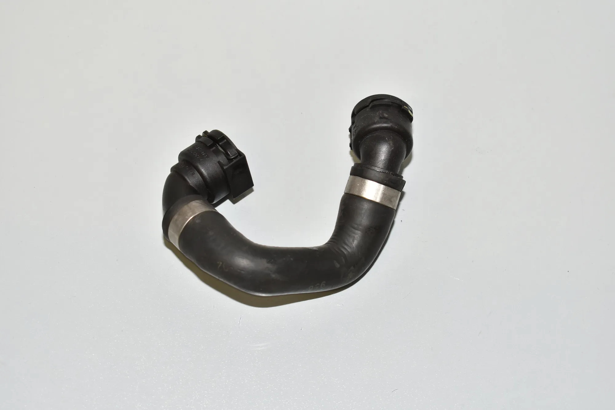 Coolant Hose Pipe – OEM 7800104 · BMW 5 Gran Turismo (F07) 530 d 2010 – 3