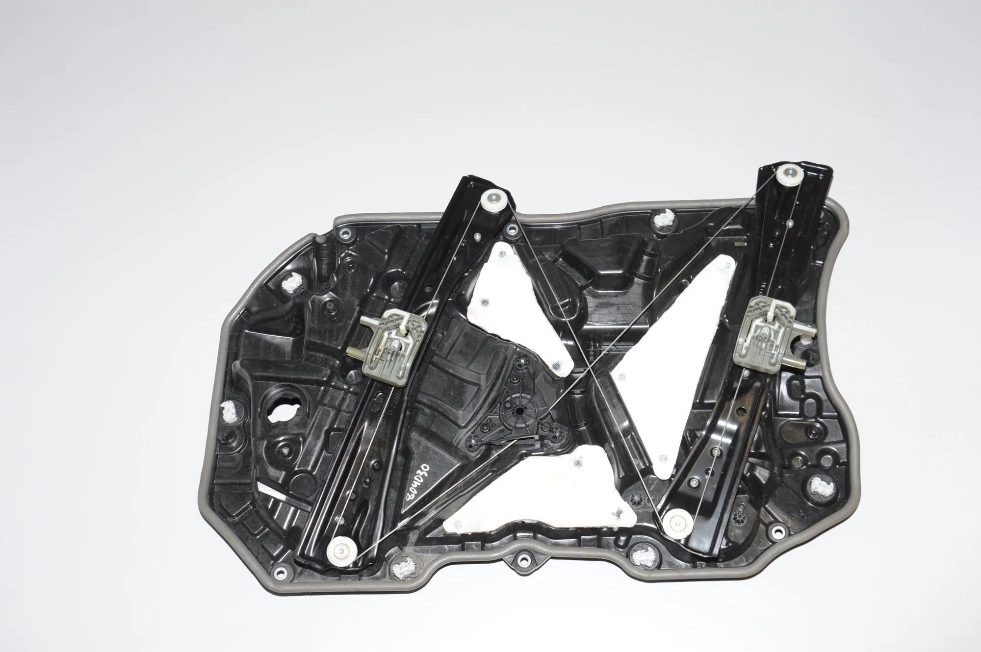 Front Left Door Window Regulator – OEM 7485139 · BMW 7 (G11, G12) BMW 7 (G11, G12) 745 Le Plug-in-Hybrid xDrive 2020