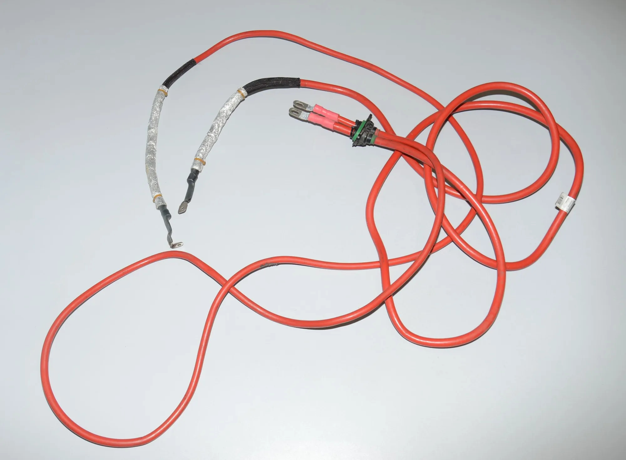 Positive Battery Cable – OEM 6808563 · BMW 7 (G11, G12) BMW 7 (G11, G12) 745 Le Plug-in-Hybrid xDrive 2020 – 2