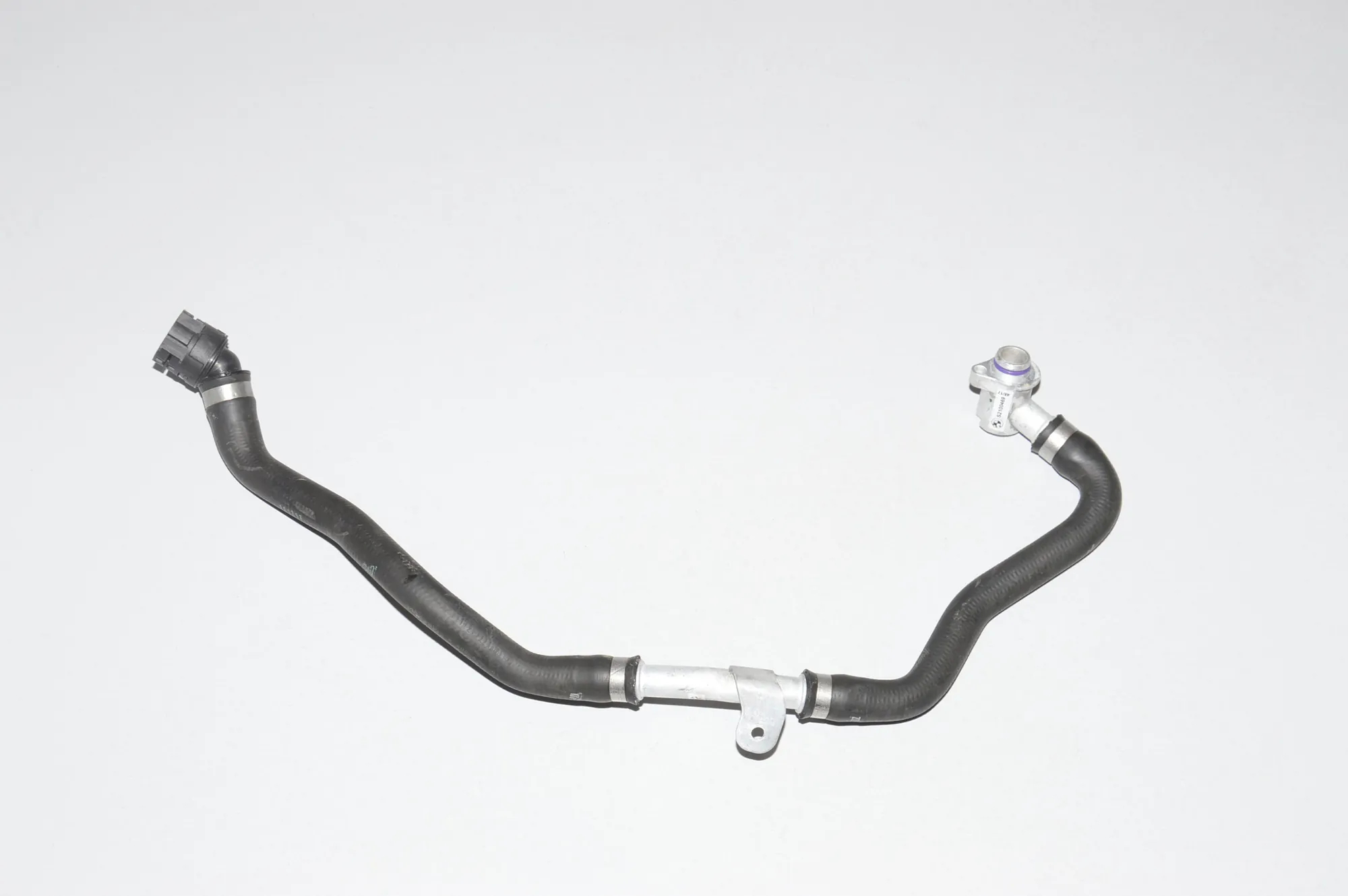 Coolant Hose Pipe – OEM 17128602625 · BMW 7 (G11, G12) BMW 7 (G11, G12) 745 Le Plug-in-Hybrid xDrive 2020 – 2