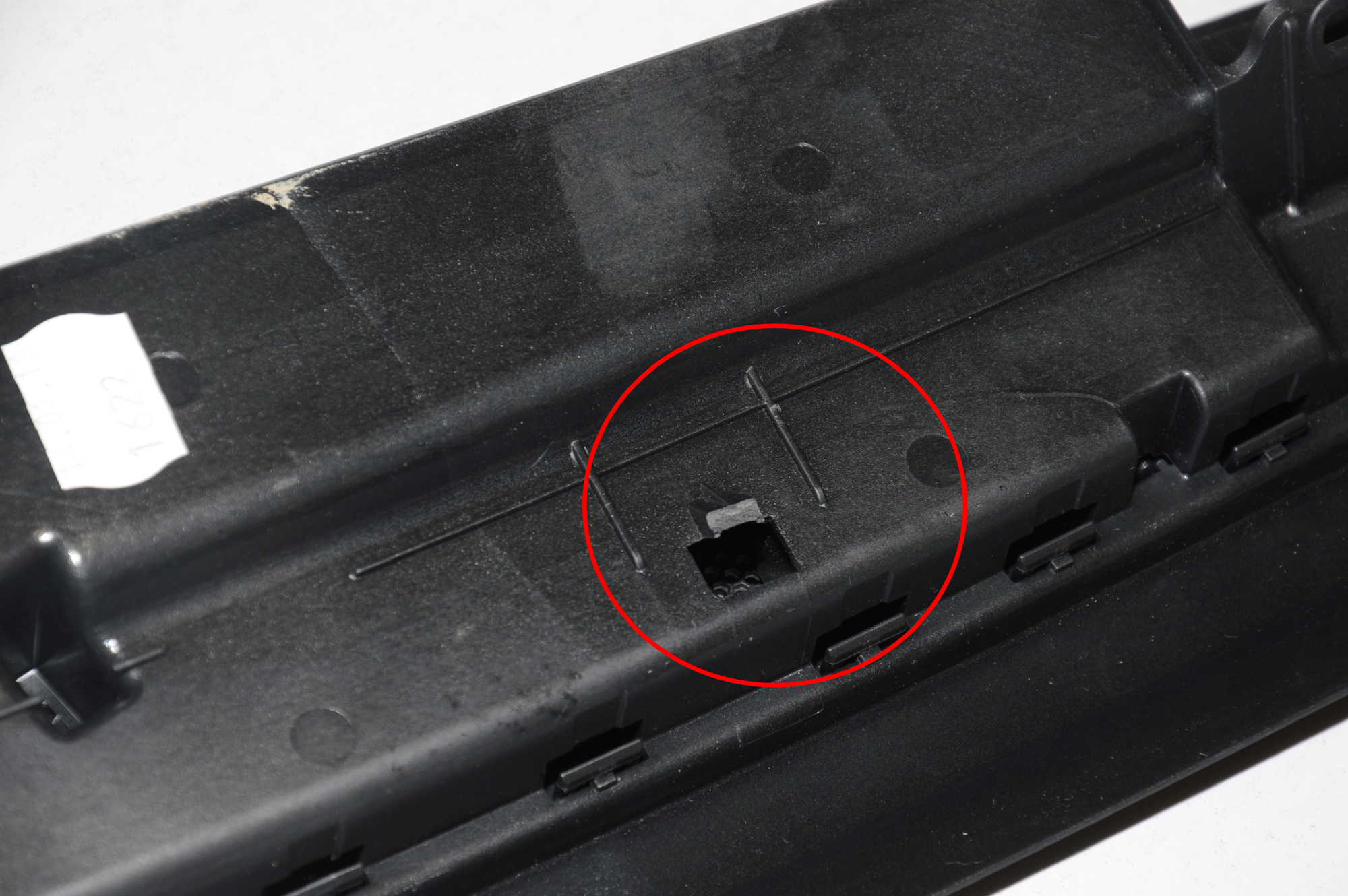 Rear Parcel Shelf Grill – OEM 7355373 · BMW 7 (G11, G12) BMW 7 (G11, G12) 745 Le Plug-in-Hybrid xDrive 2020 – 6