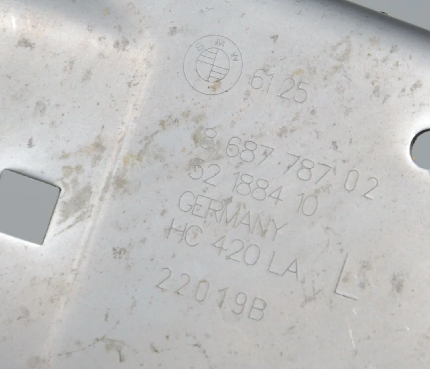 Bracket – OEM 61258687787 · BMW 3 (G20, G28) BMW 3 (G20, G28) 3 (G20) 330 e 2019 – 5