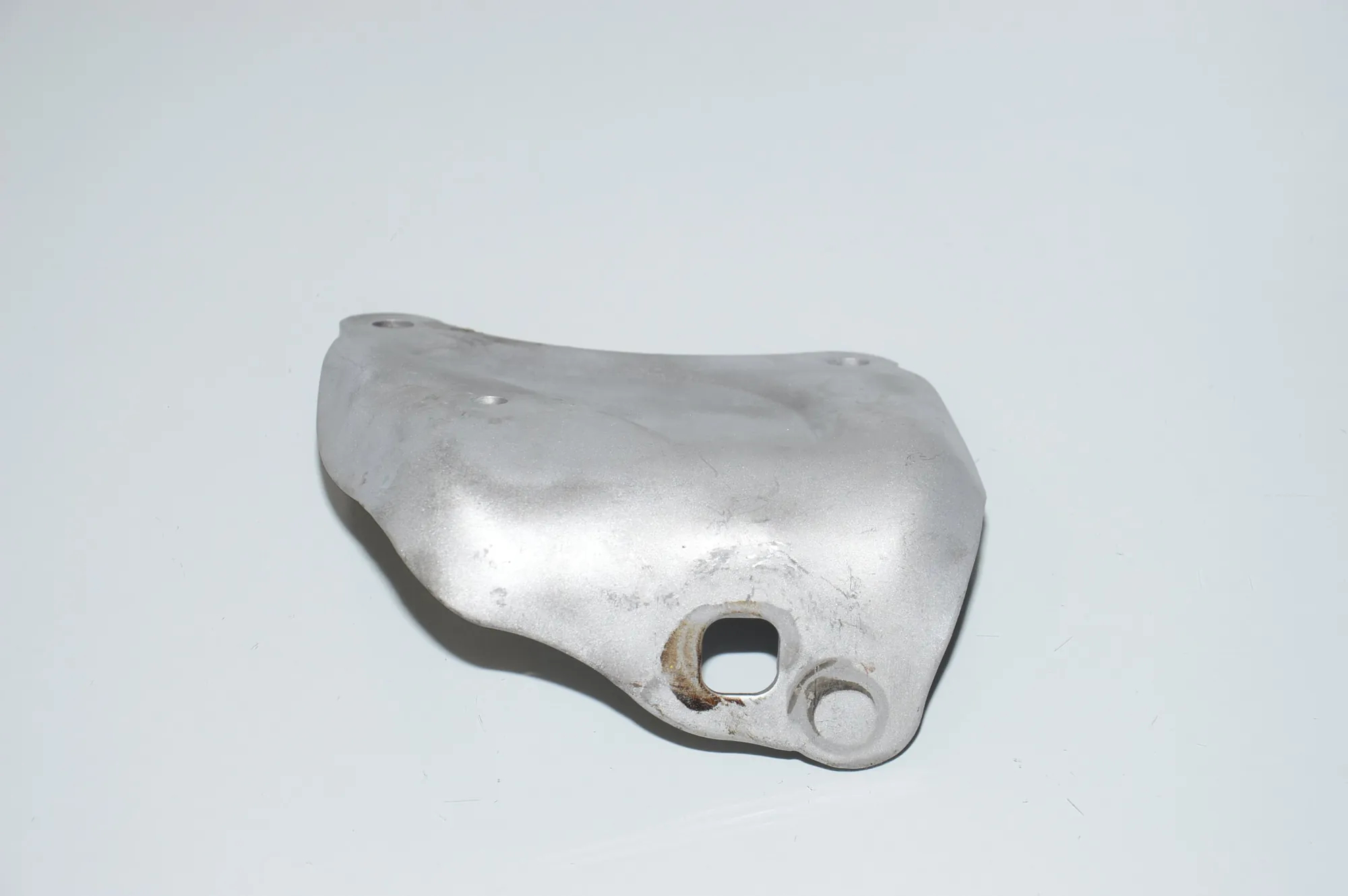 Bracket – OEM 61258614773 · BMW 7 (G11, G12) BMW 7 (G11, G12) 745 Le Plug-in-Hybrid xDrive 2020 – 4