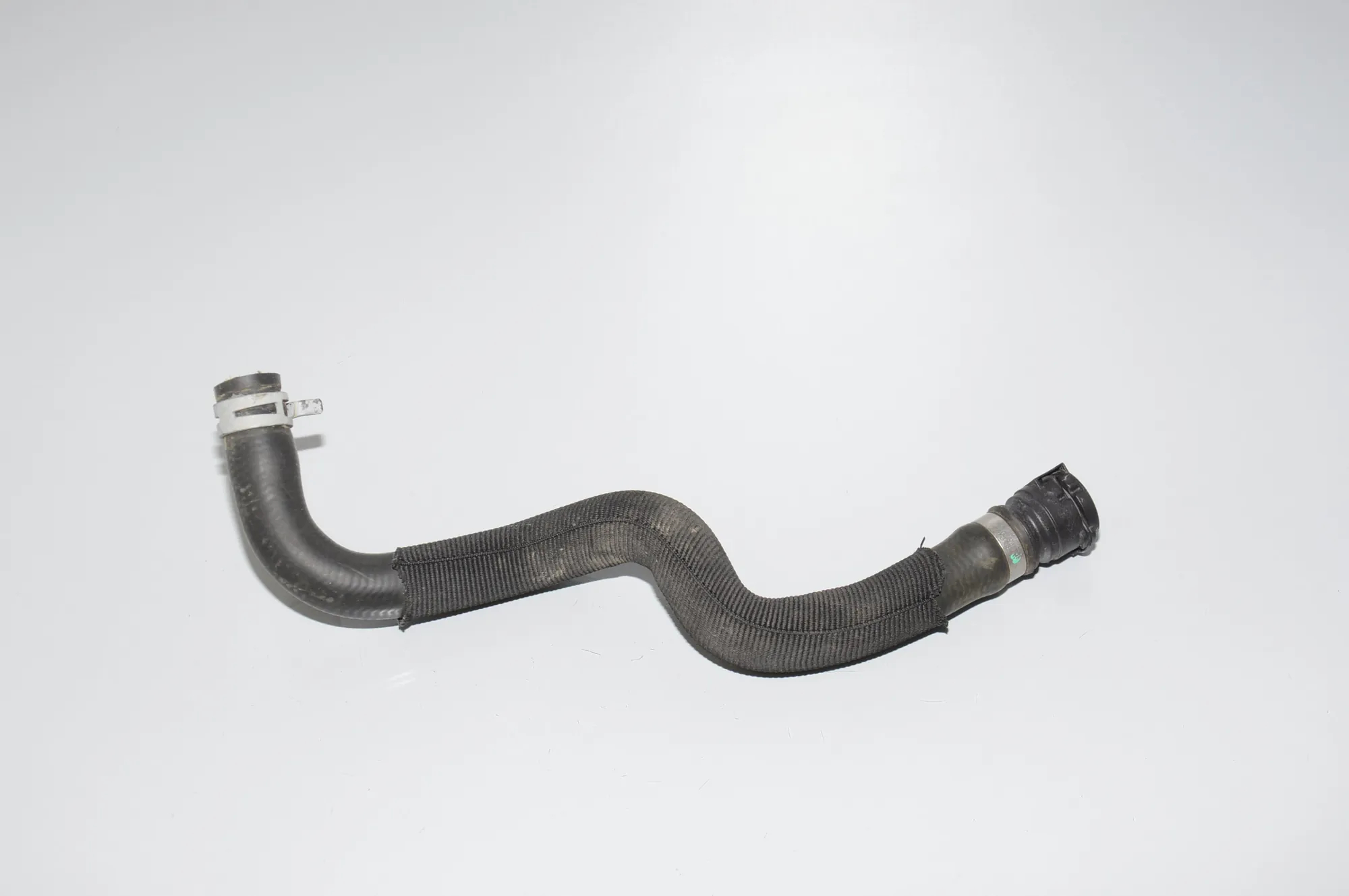 Coolant Hose Pipe – OEM 64219299629 · BMW 7 (G11, G12) BMW 7 (G11, G12) 745 Le Plug-in-Hybrid xDrive 2020 – 3
