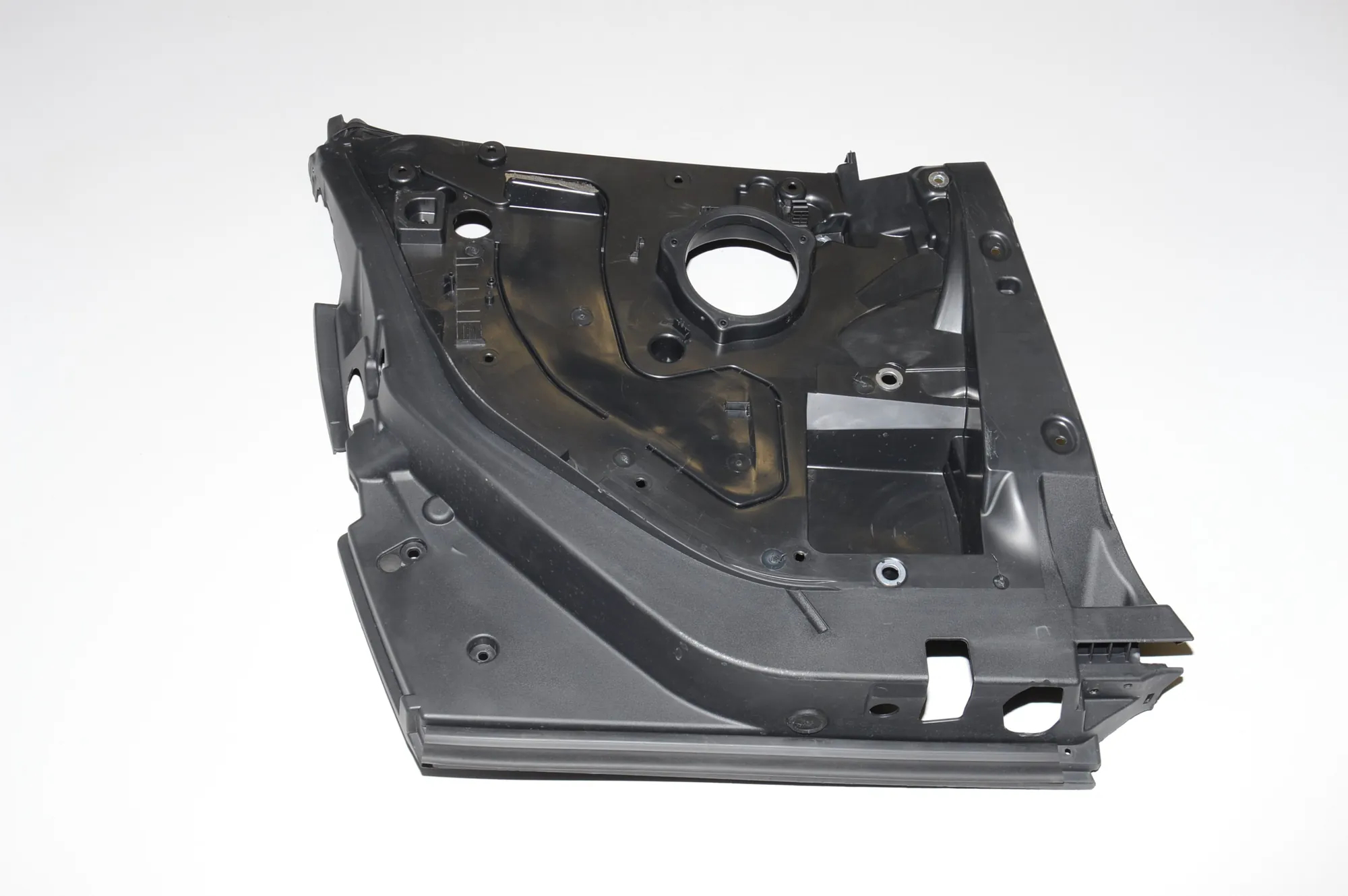 Rear Left Door Panel – OEM 7323769 · BMW i3 (I01) BMW i3 (I01) Electric 2019
