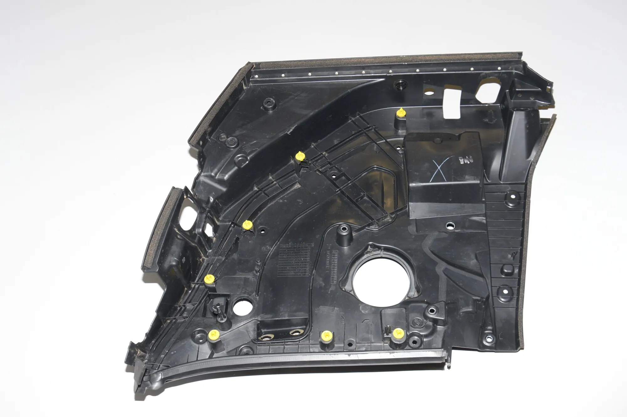 Rear Left Door Panel – OEM 7323769 · BMW i3 (I01) BMW i3 (I01) Electric 2019 – 5