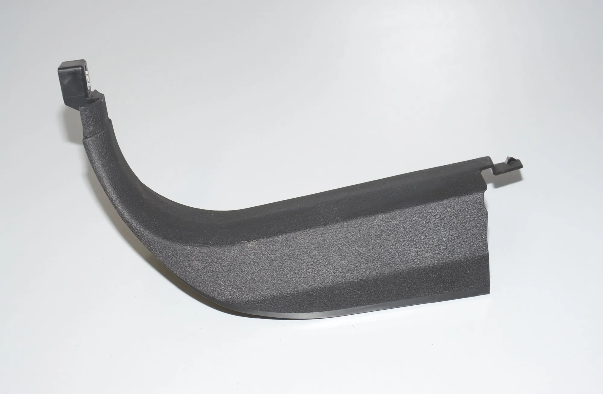 Front Left Interior Step Trim – OEM 7284529 · BMW X5 (F15, F85) M 50 d 2015