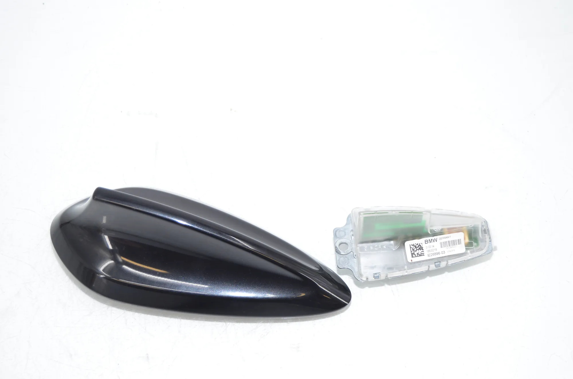 Antenna Trim – OEM 9226896 · BMW 4 Coupe (F32, F82) 430 d xDrive 2014 – 2