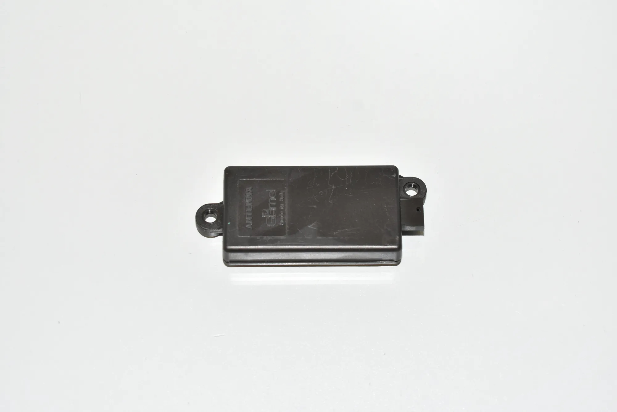 Antenna – OEM 6989713 · BMW 3 Cabrio (E93) 320 d 2009 – 3