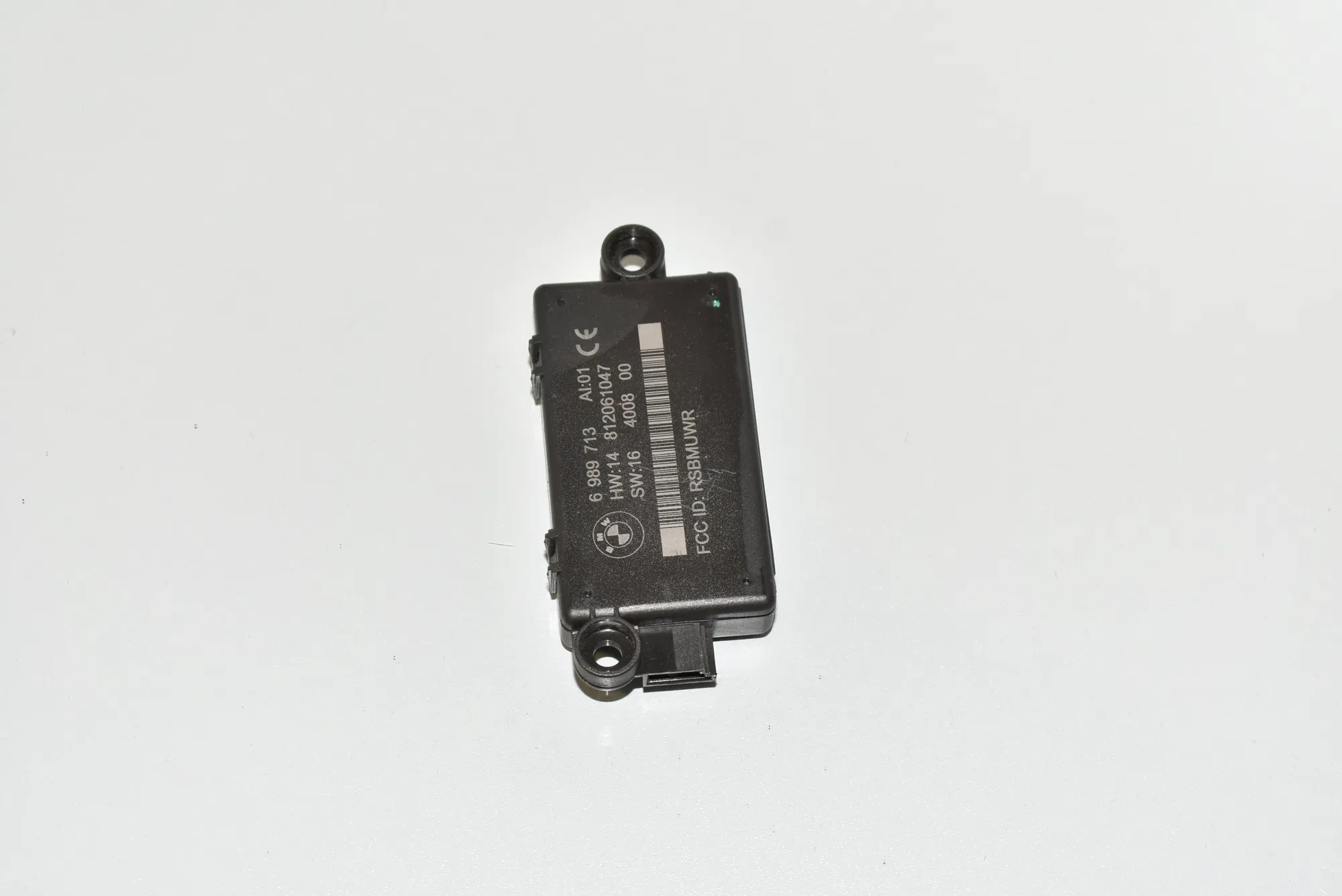 Antenna – OEM 6989713 · BMW 3 Cabrio (E93) 320 d 2009 – 2