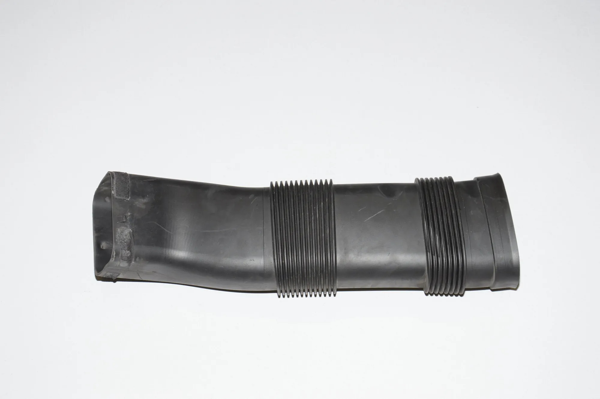 Air Intake Tube – OEM 8507567 · BMW 3 Touring (F31) 330 d 2012 – 4