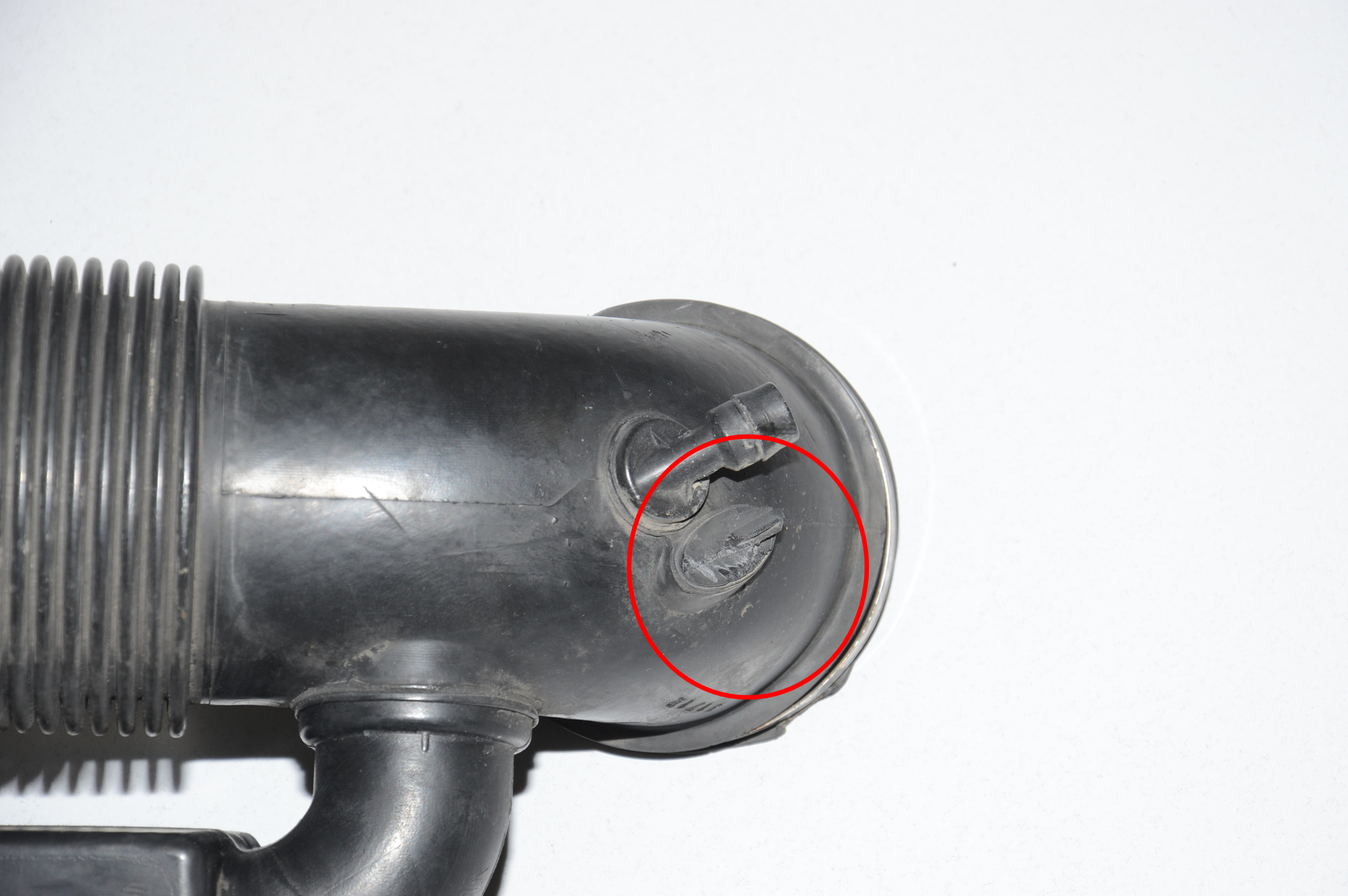 Air Intake Tube – OEM 13717523726 · BMW X5 (E53) 4.6 is 2002 – 4