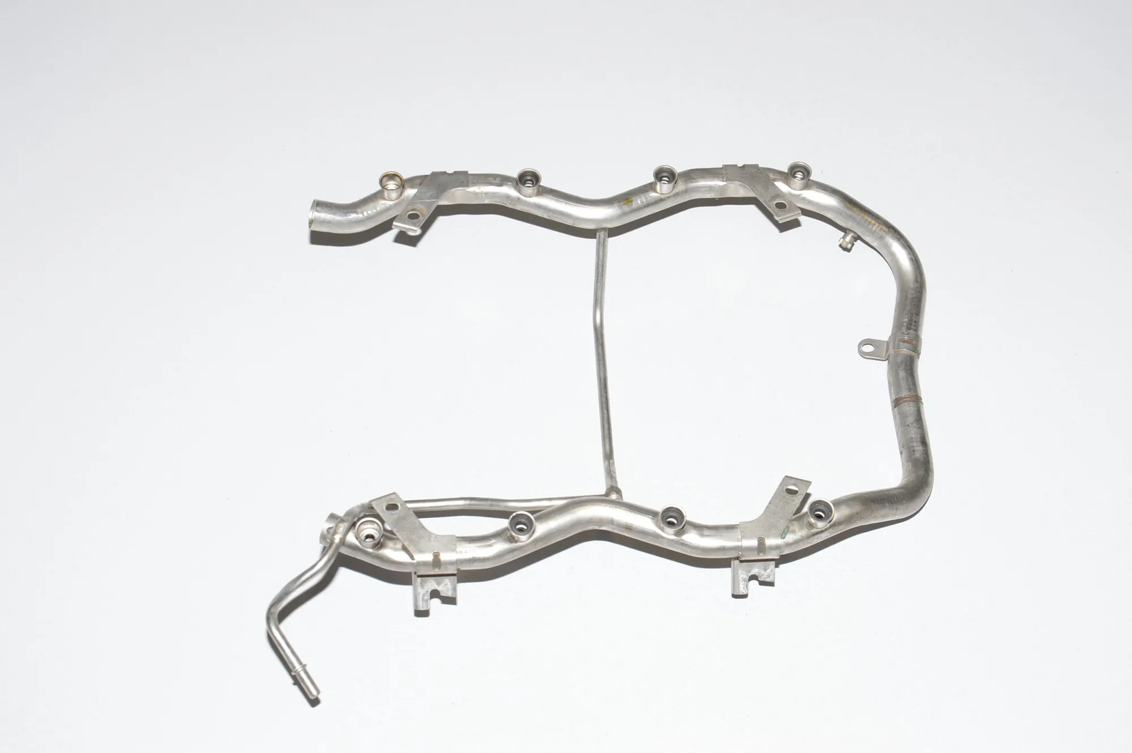Fuel Rail – OEM 13531437443 · BMW X5 (E53) 4.6 is 2002 – 4