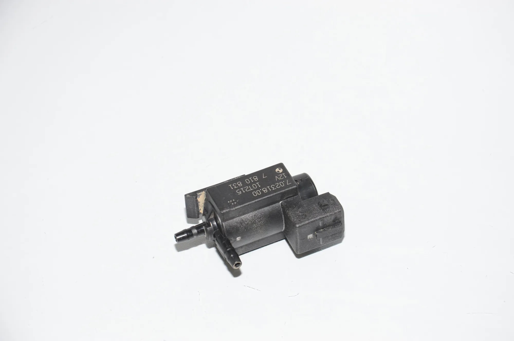 Solenoid Valve – OEM 7810831 · BMW 5 Touring (F11) 520 d 2010 – 5