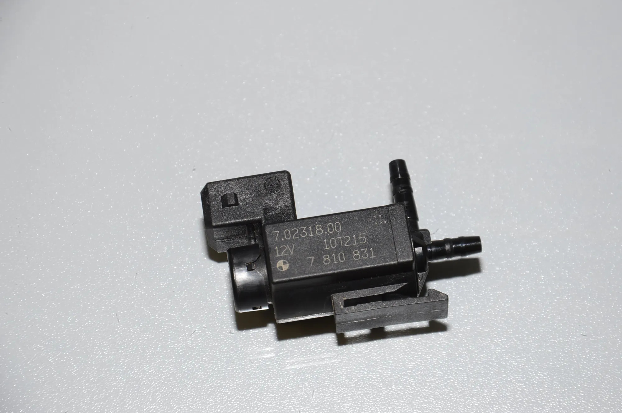 Solenoid Valve – OEM 7810831 · BMW 5 Touring (F11) 520 d 2010 – 6