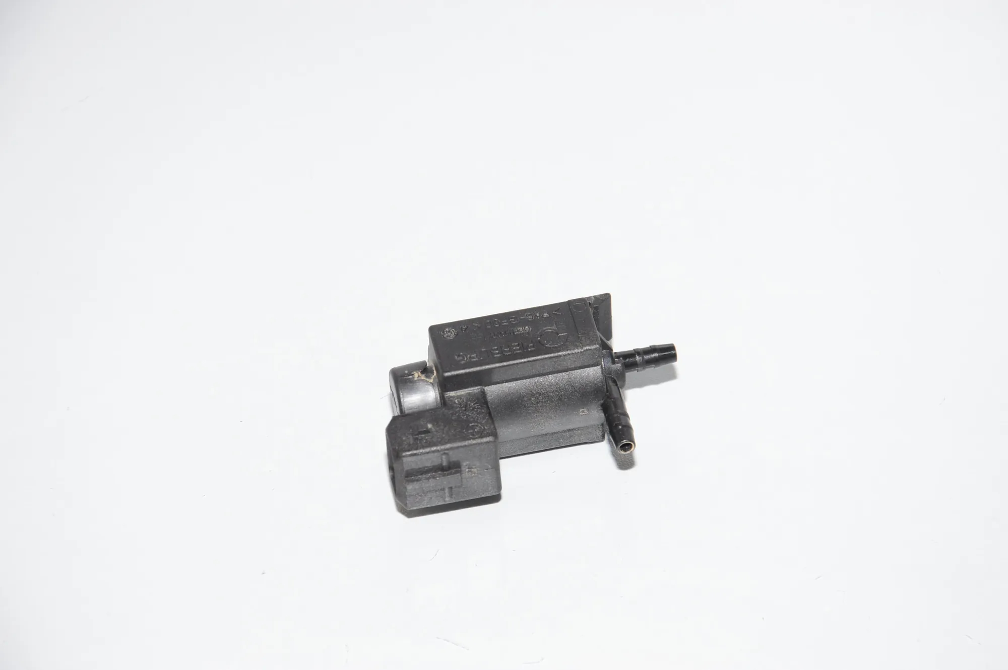 Solenoid Valve – OEM 7810831 · BMW 5 Touring (F11) 520 d 2010 – 2