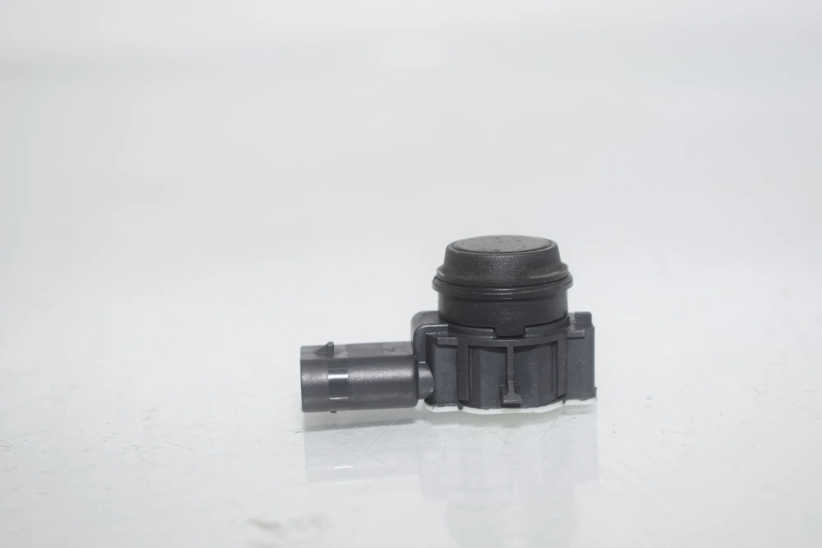 PDC Parking Sensor – OEM 9261582 · BMW 4 Coupe (F32, F82) 430 d xDrive 2014 – 5