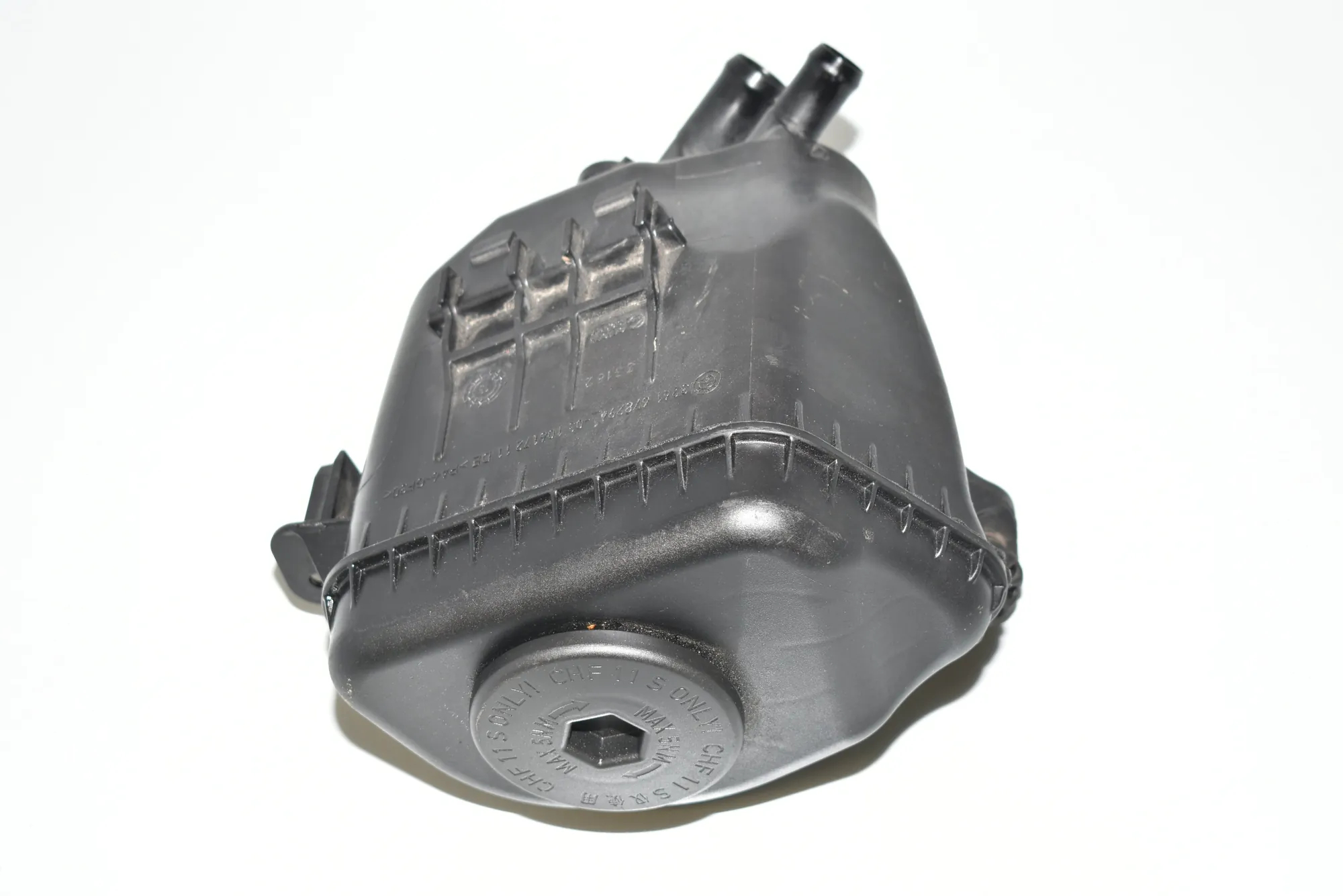 Power Steering Pump Tank – OEM 32416782941 · BMW X5 (E53) 4.6 is 2003