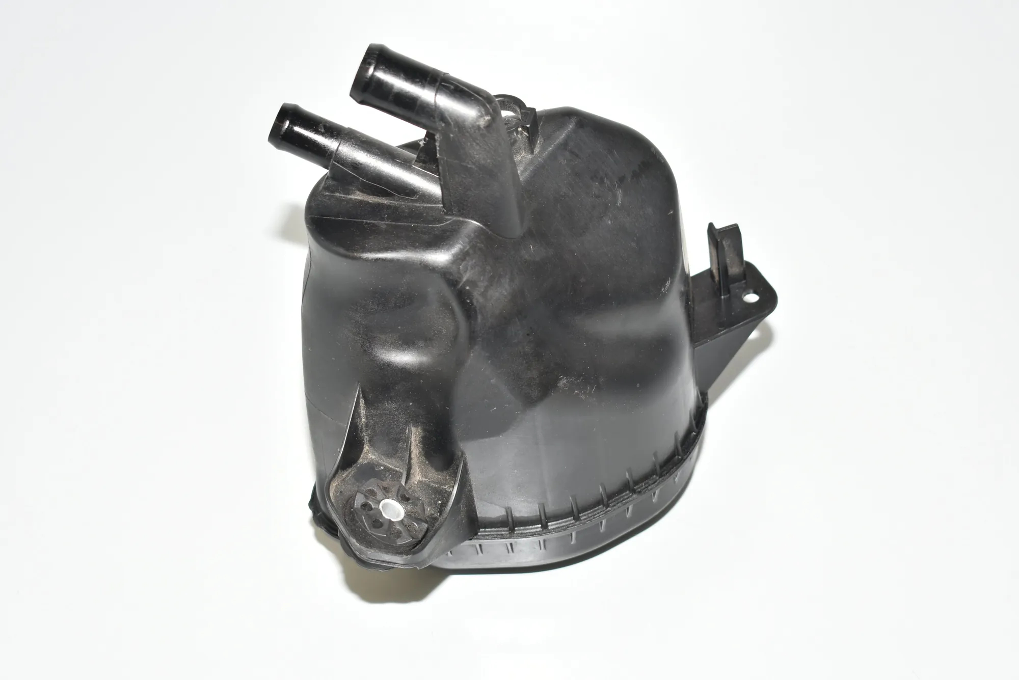 Power Steering Pump Tank – OEM 32416782941 · BMW X5 (E53) 4.6 is 2003 – 3