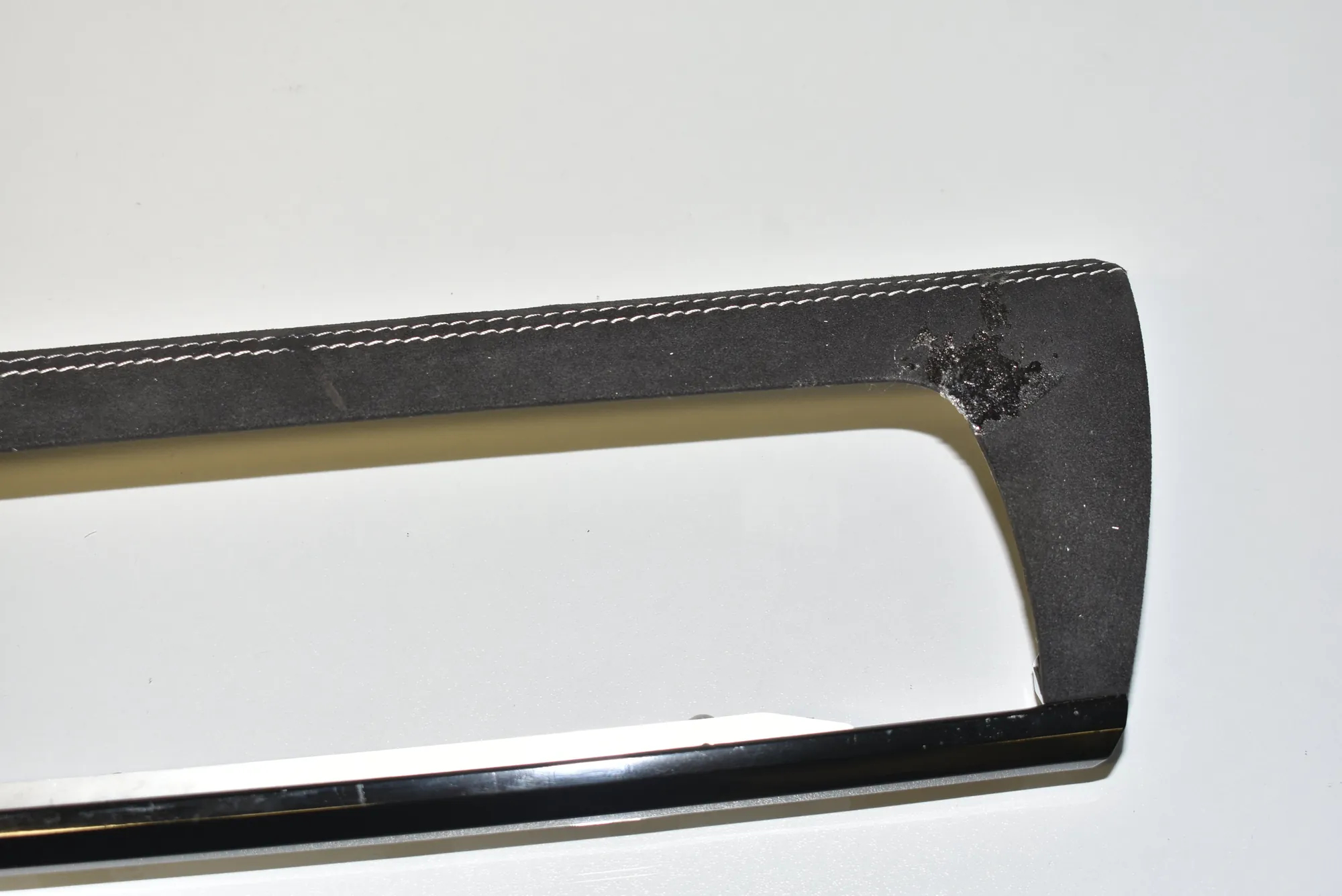 Dashboard Trim – OEM 4692500 · BMW 6 Coupe (F13) M6 2015 – 2