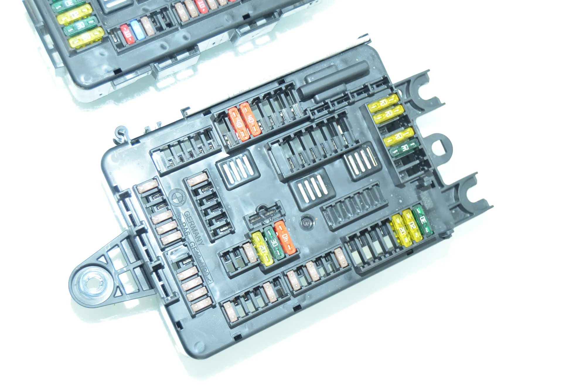 Fuse Box – OEM 9337880 · BMW 4 Coupe (F32, F82) 430 d xDrive 2014 – 4