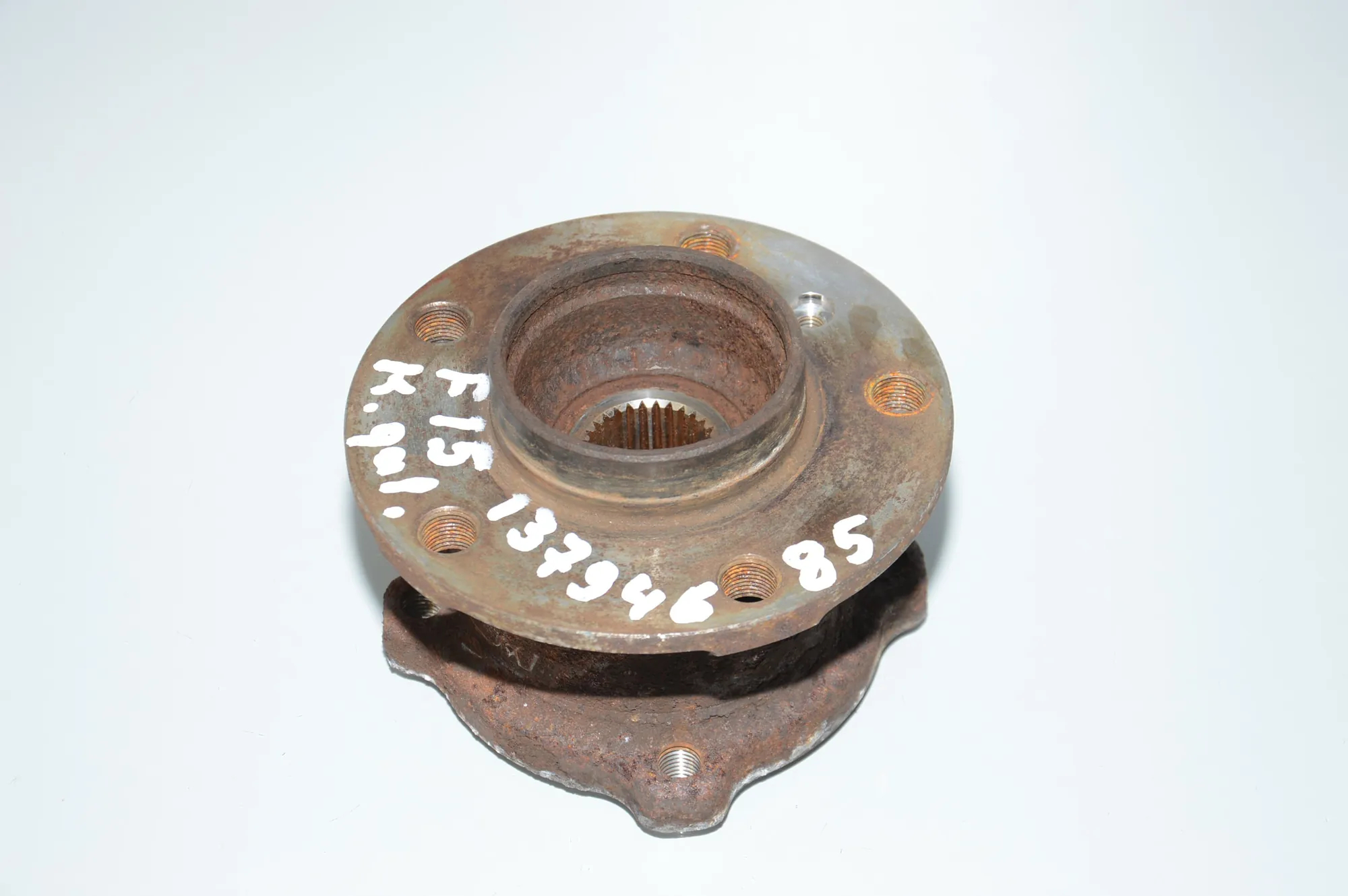 Rear Left Wheel Bearing – OEM 33416795961 · BMW X5 (F15, F85) M 50 d 2015