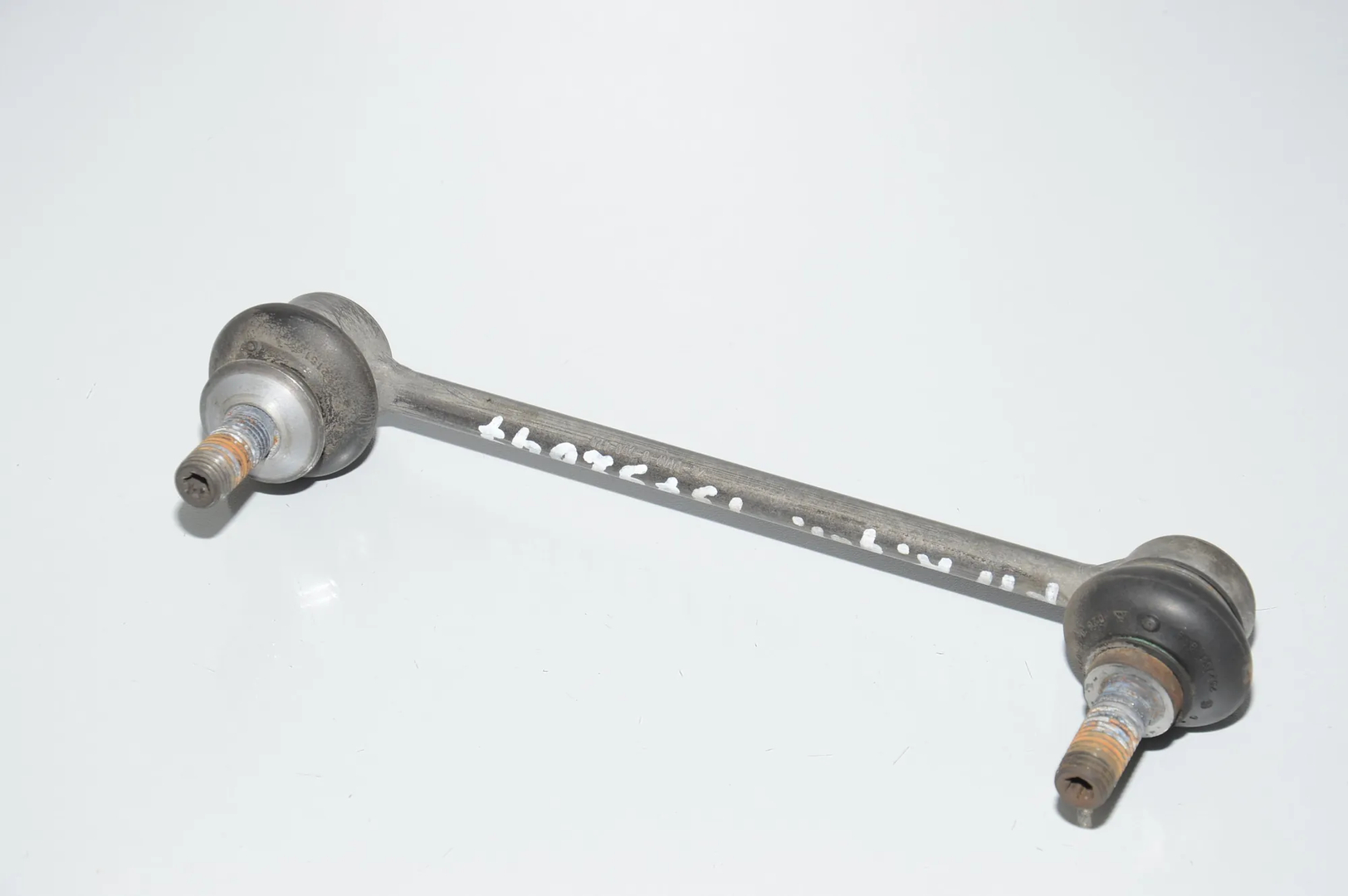 Rear Left Stabilizer Link – OEM 33556786429 · BMW 5 Touring (F11) M 550 d xDrive 2013 – 3