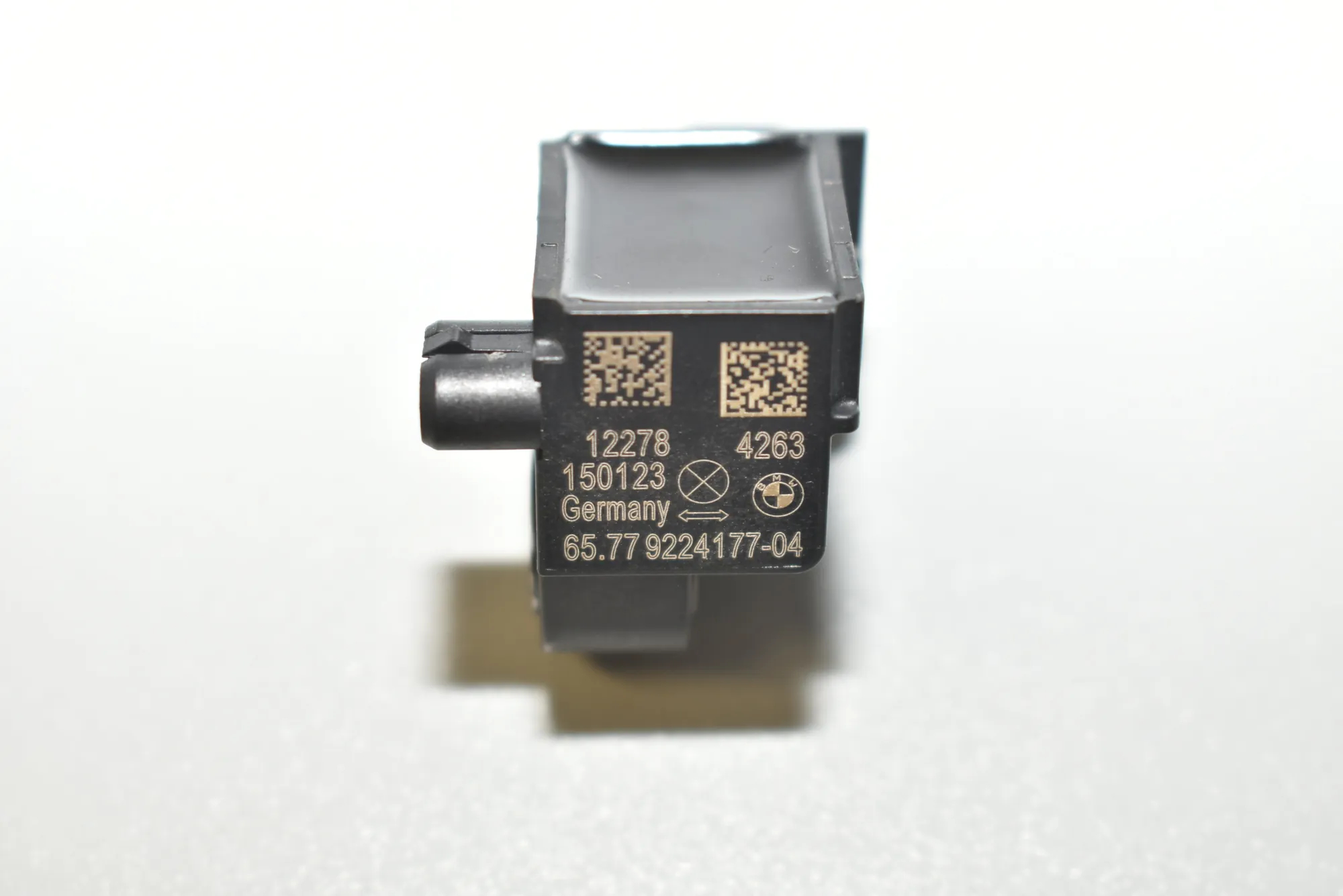 Front Right Impact Sensor – OEM 9224177 · BMW 6 Coupe (F13) M6 2015 – 4