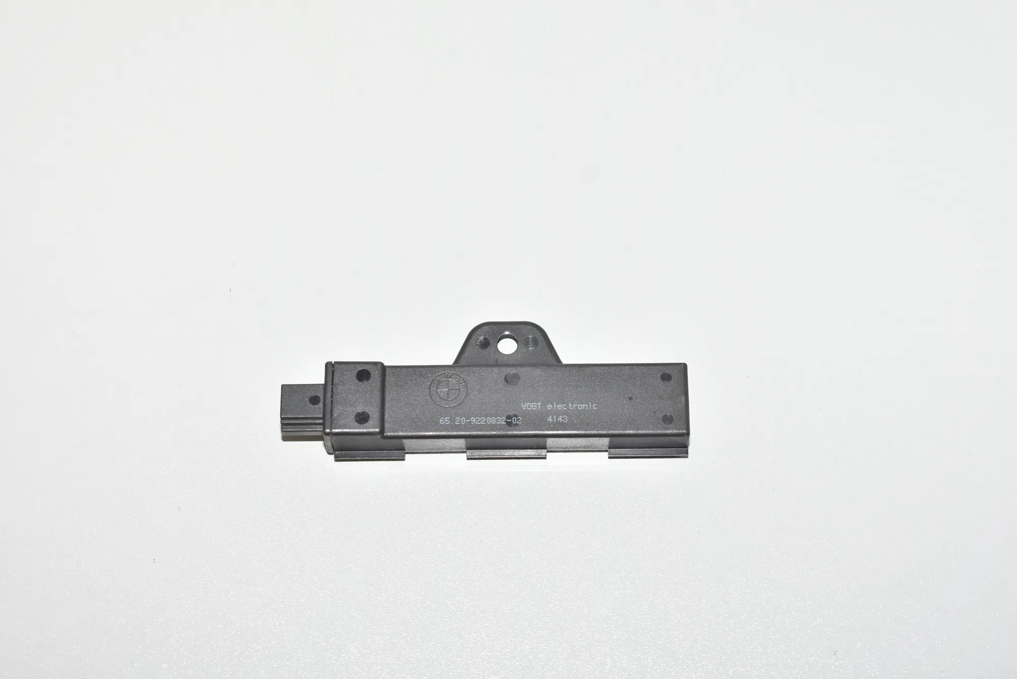 Antenna – OEM 9220832 · BMW 6 Coupe (F13) M6 2015