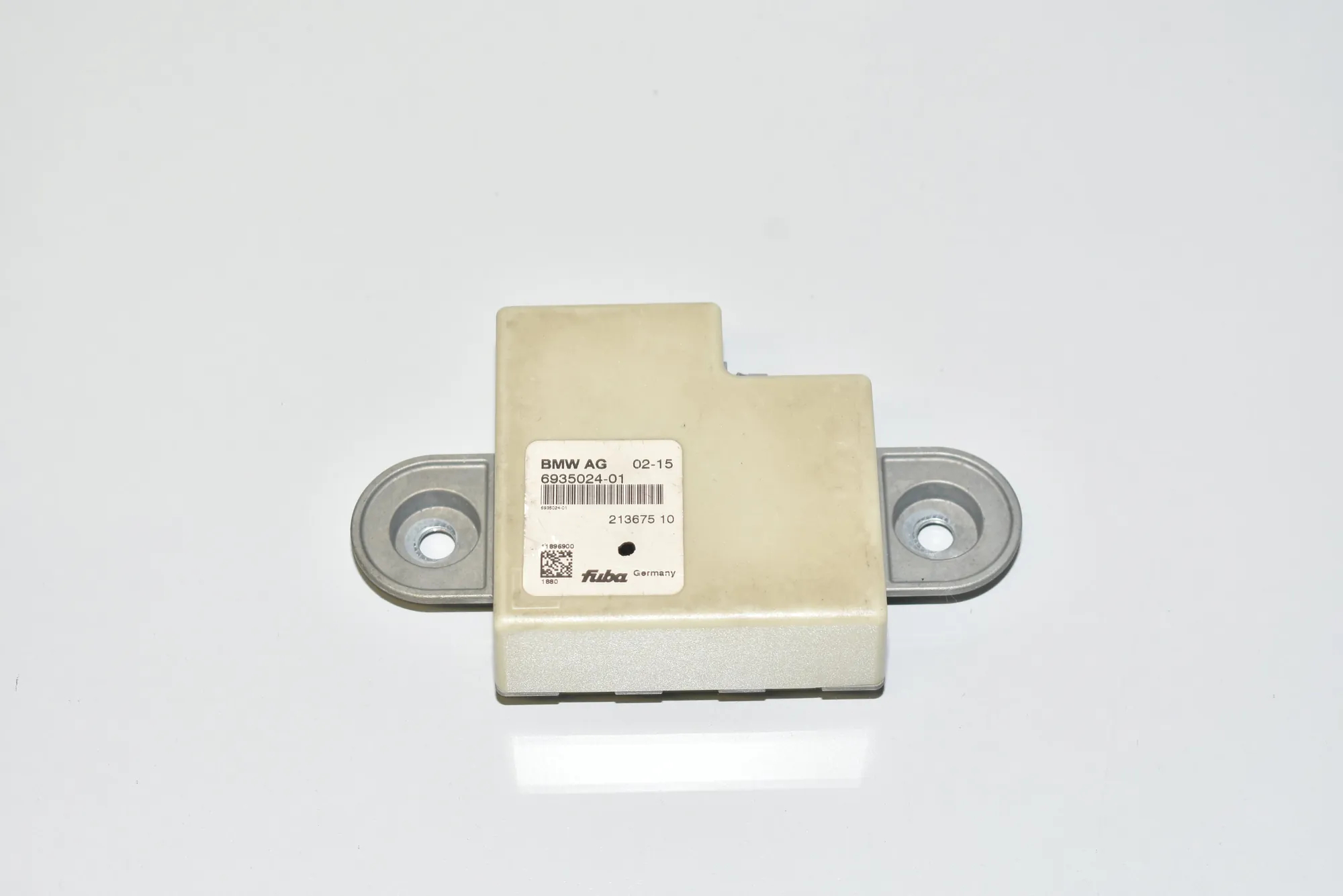 Antenna – OEM 6935024 · BMW 6 Coupe (F13) M6 2015 – 2