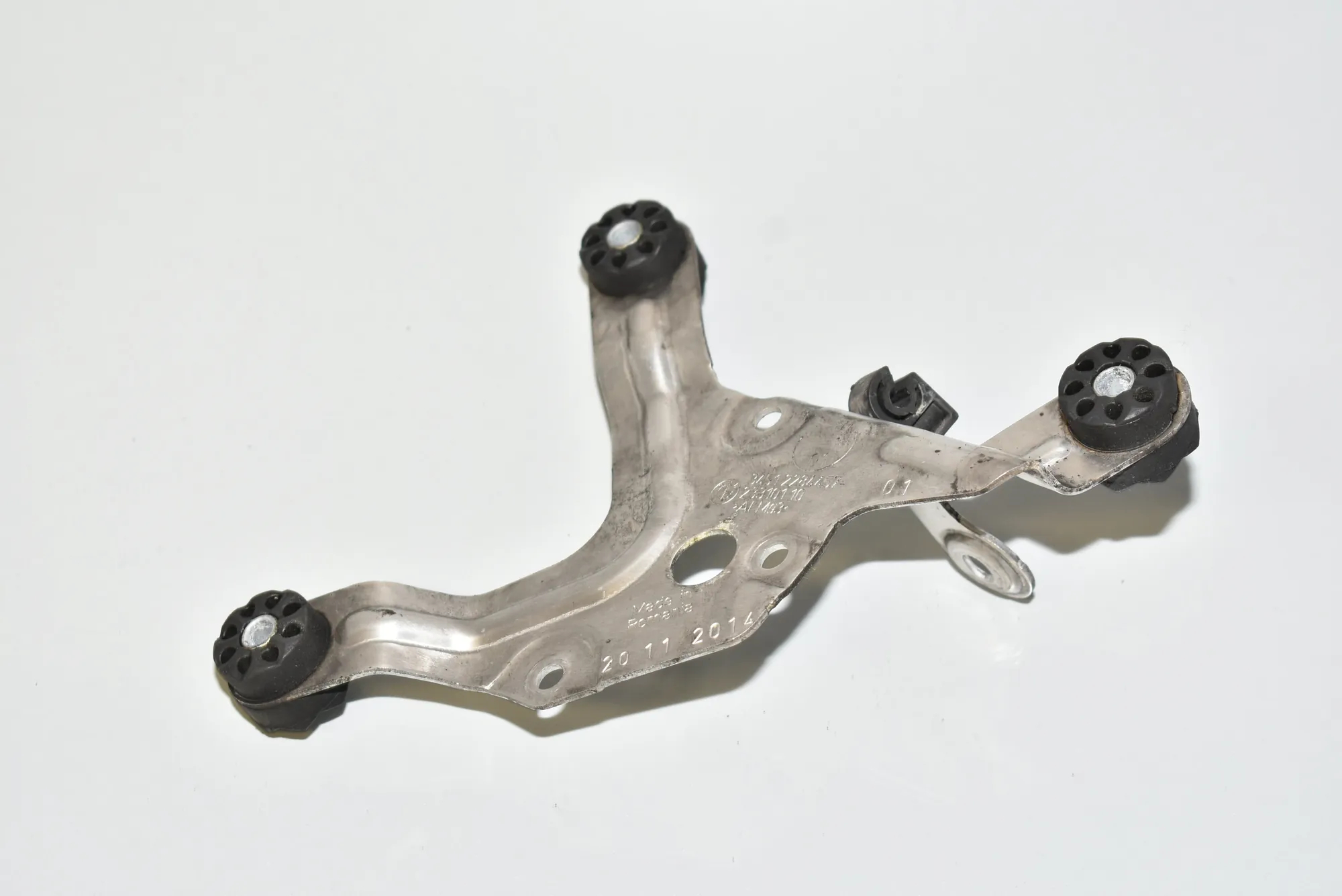 ABS Pump Holder – OEM 34512284457 · BMW 6 Coupe (F13) M6 2015
