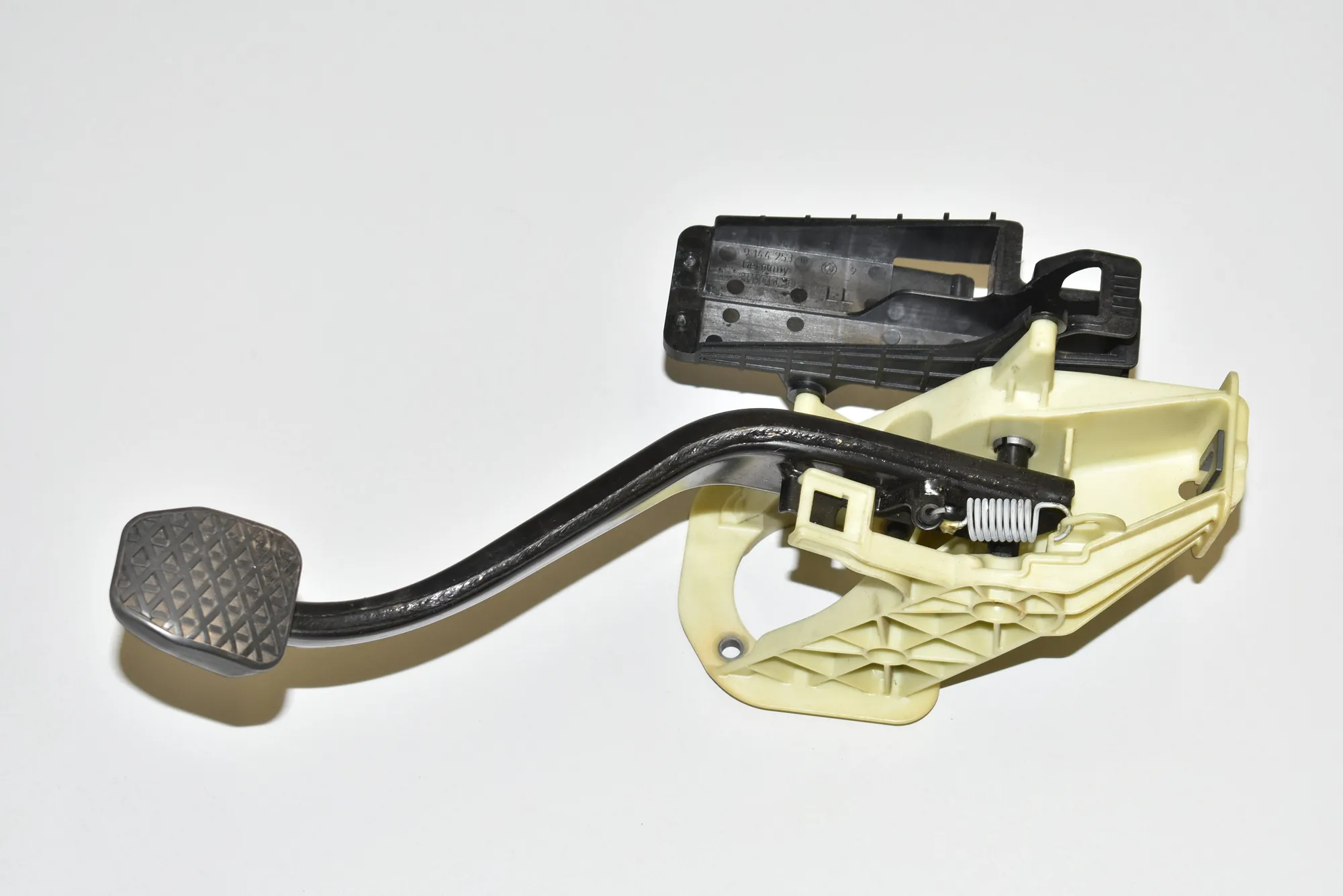 Brake Pedal – OEM 9144253 · BMW 6 Coupe (F13) M6 2015 – 3
