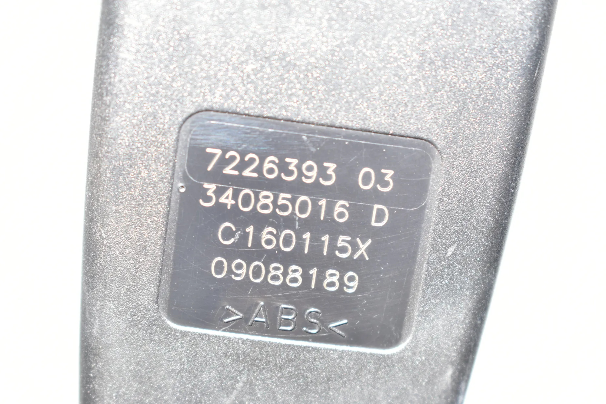 Rear Right Seat Buckle – OEM 72117226393 · BMW 6 Coupe (F13) M6 2015 – 4